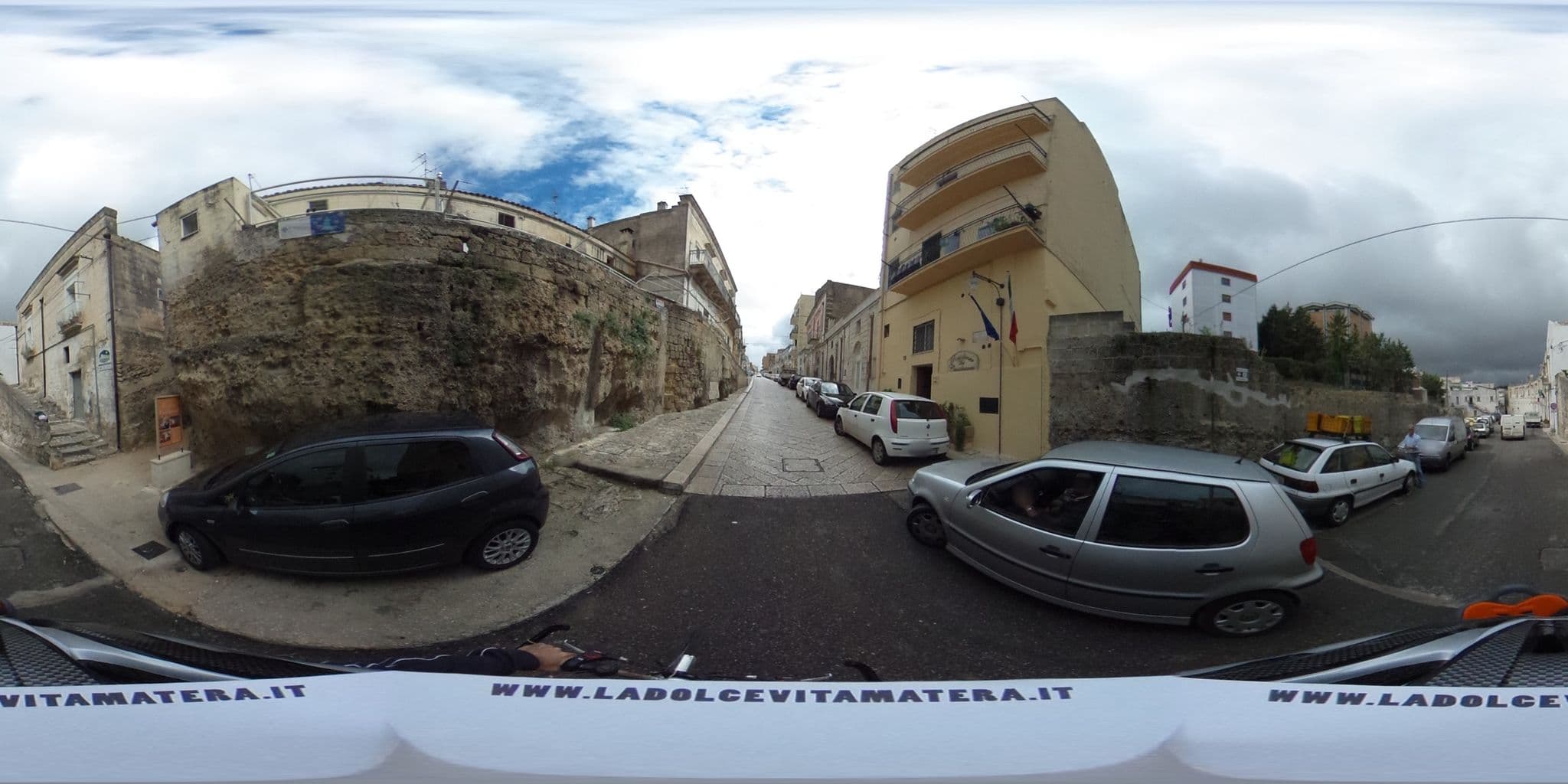 Street view near Luce nei Sassi, Matera