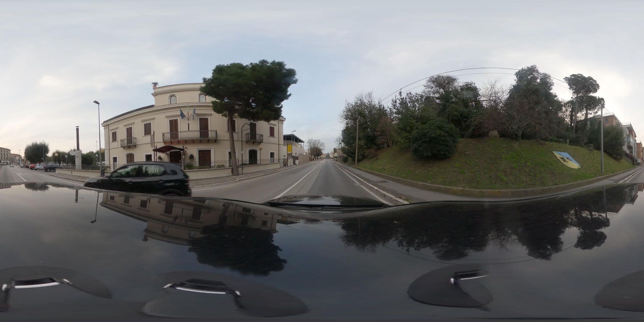 Street view near Hotel Claila, Francavilla al Mare — © andis84 (CC BY-SA · Mapillary)