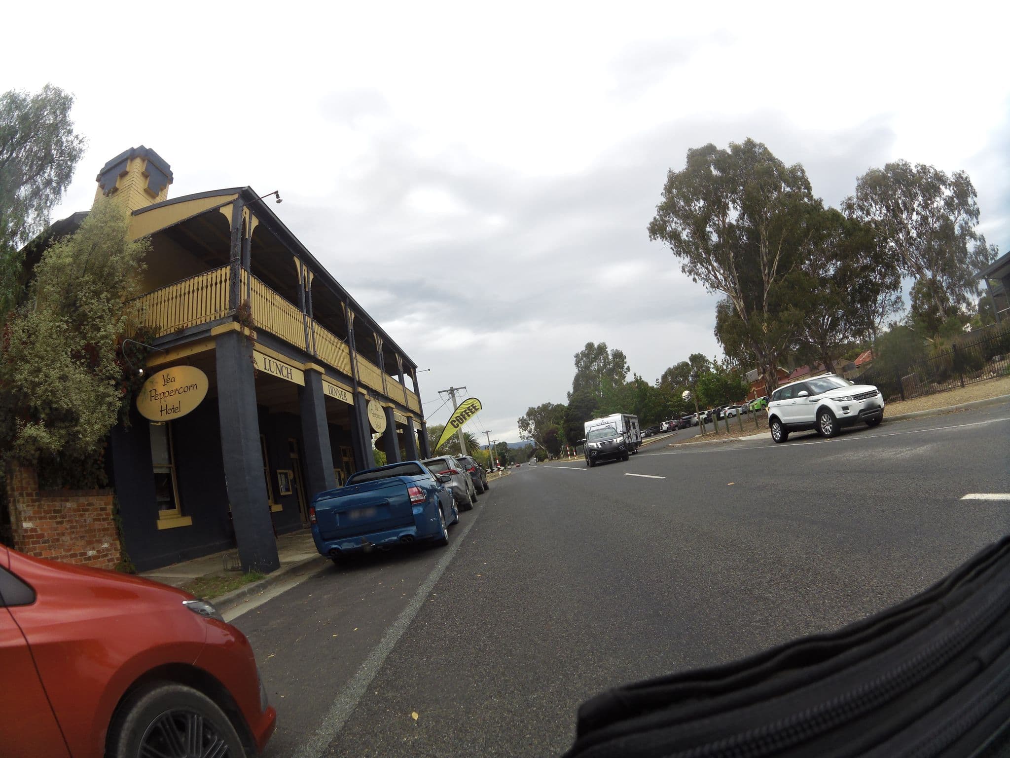 Street view near Yea Peppercorn Hotel, Yea — © skillsy (CC BY-SA · Mapillary)