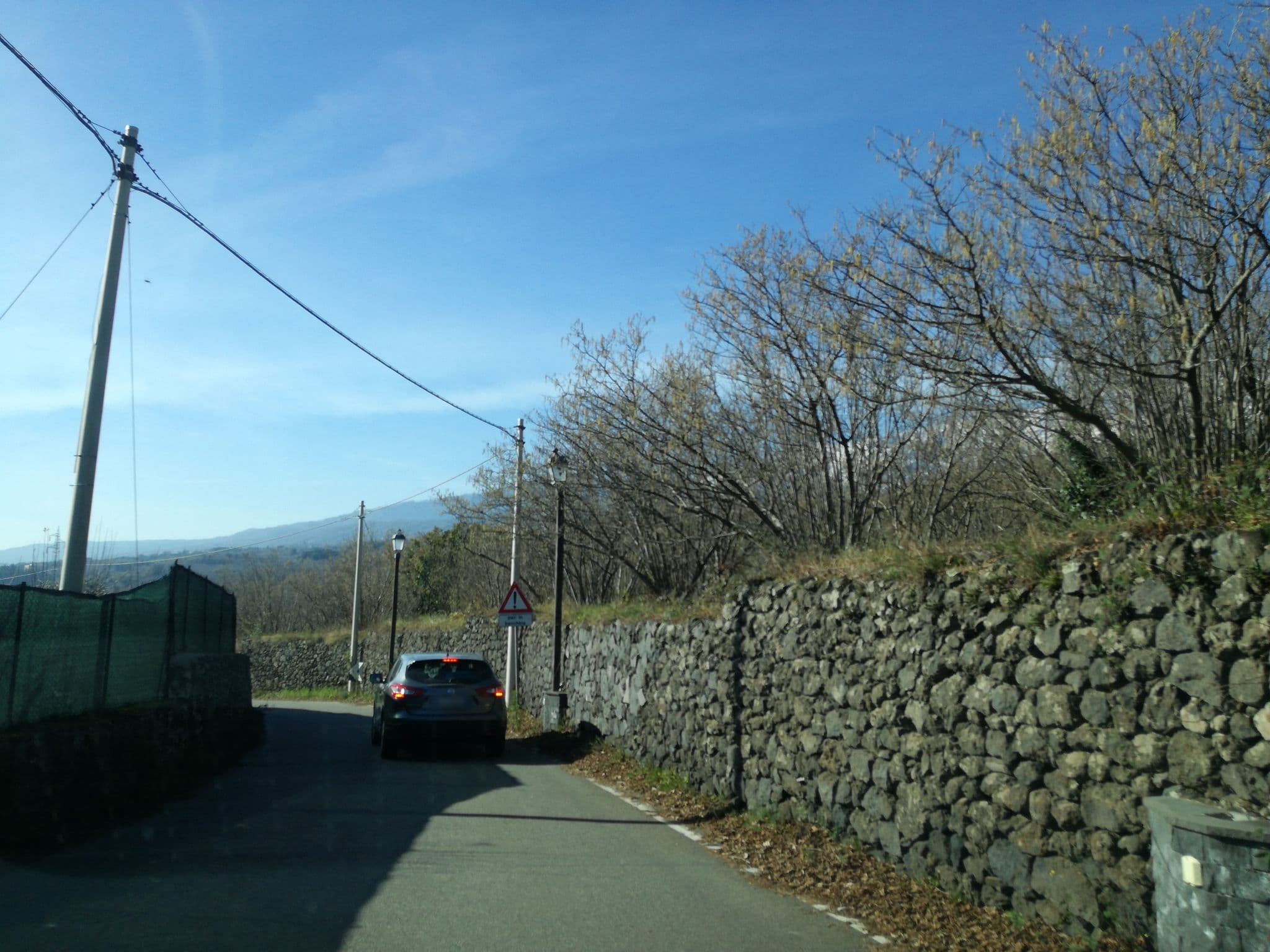 Street view near Nake Residenza Artistica, Sant'Alfio — © aury88 (CC BY-SA · Mapillary)