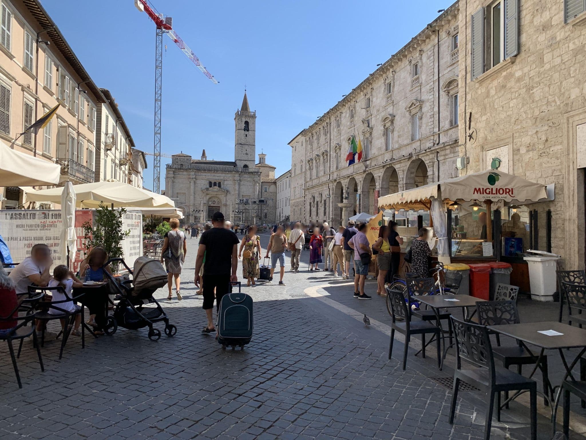 Street view near Beds Migliori, Ascoli Piceno — © robot8a (CC BY-SA · Mapillary)