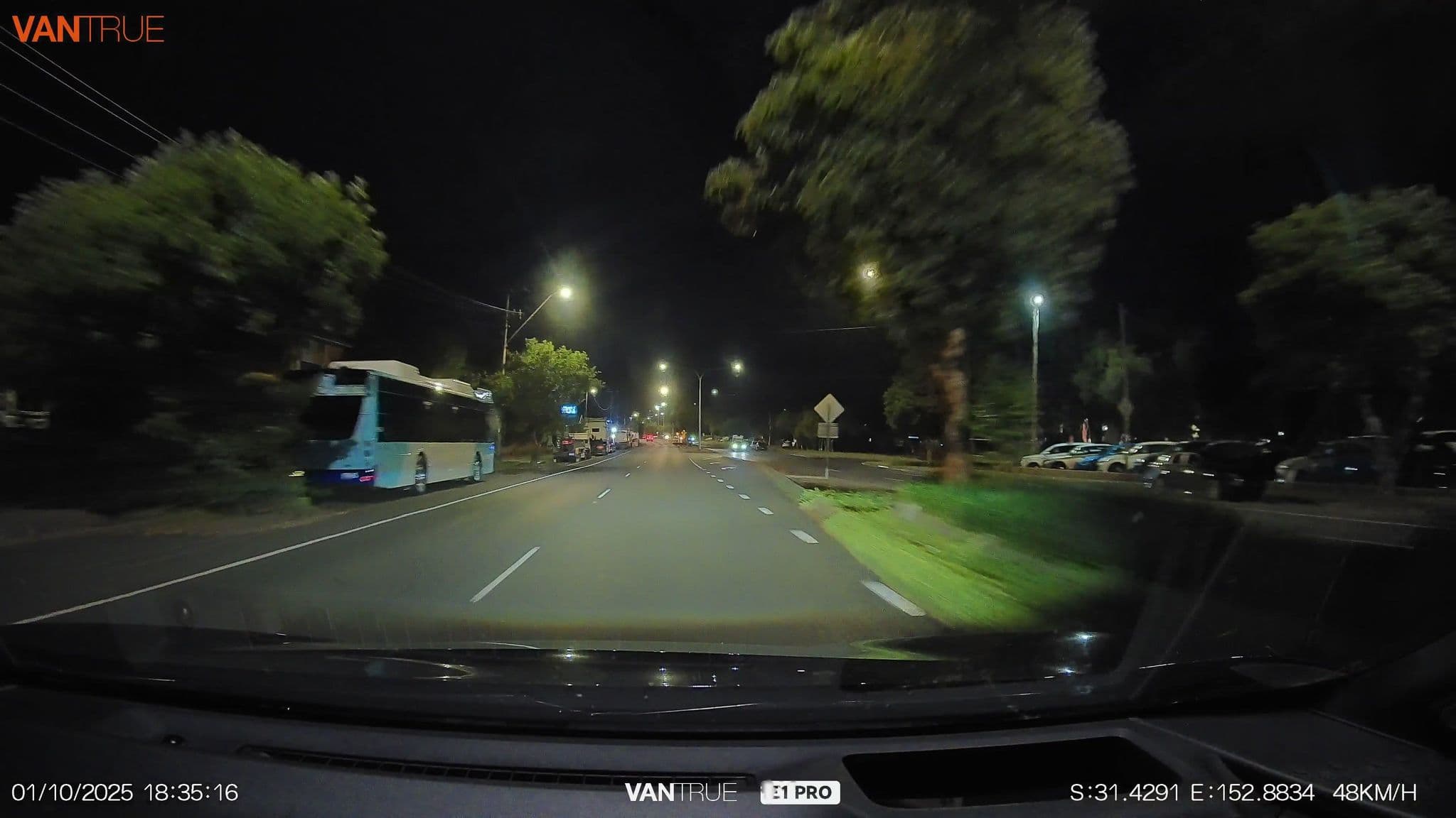 Street view near Port O'Call, Port Macquarie — © davidar (CC BY-SA · Mapillary)