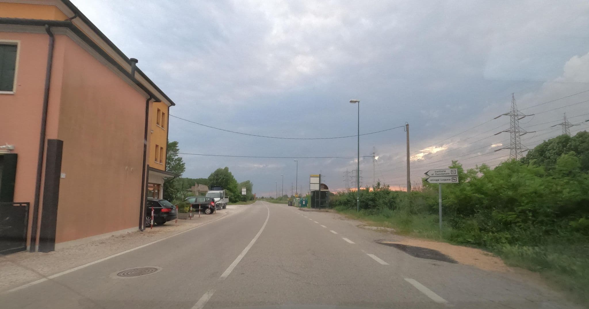 Street view near Bed-and-Breakfast Alloggi Laguna, Marghera — © masterofnoroad (CC BY-SA · Mapillary)