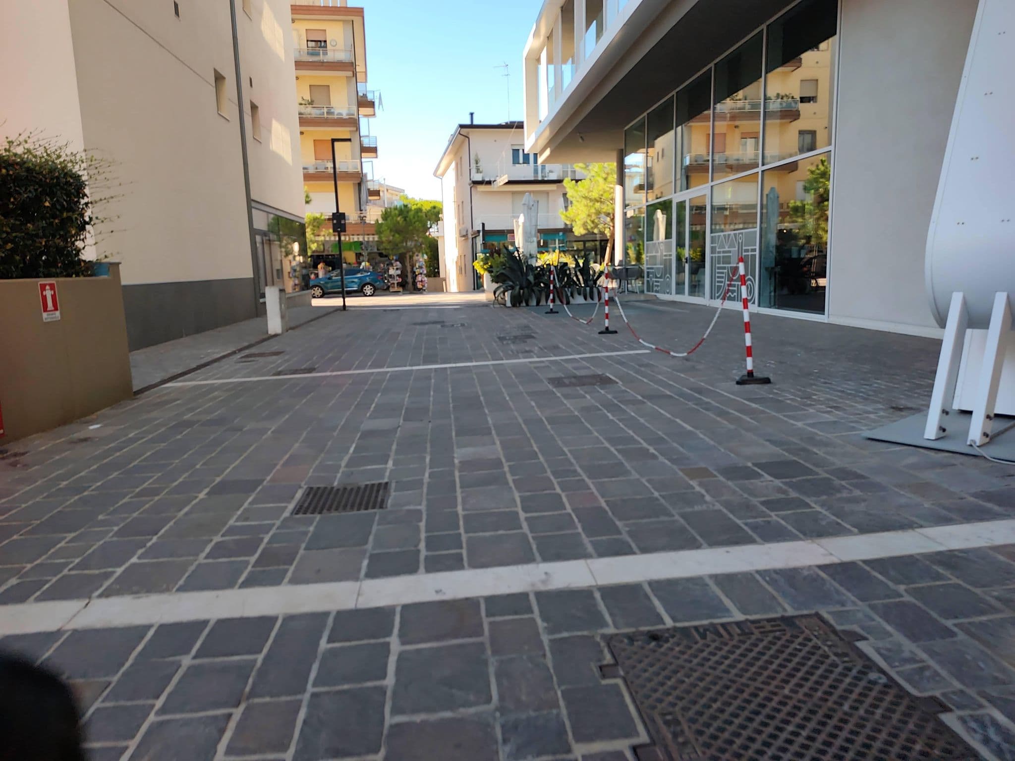 Street view near J44 Lifestyle Hotel, Lido di Jesolo — © Duro (CC BY-SA · Mapillary)