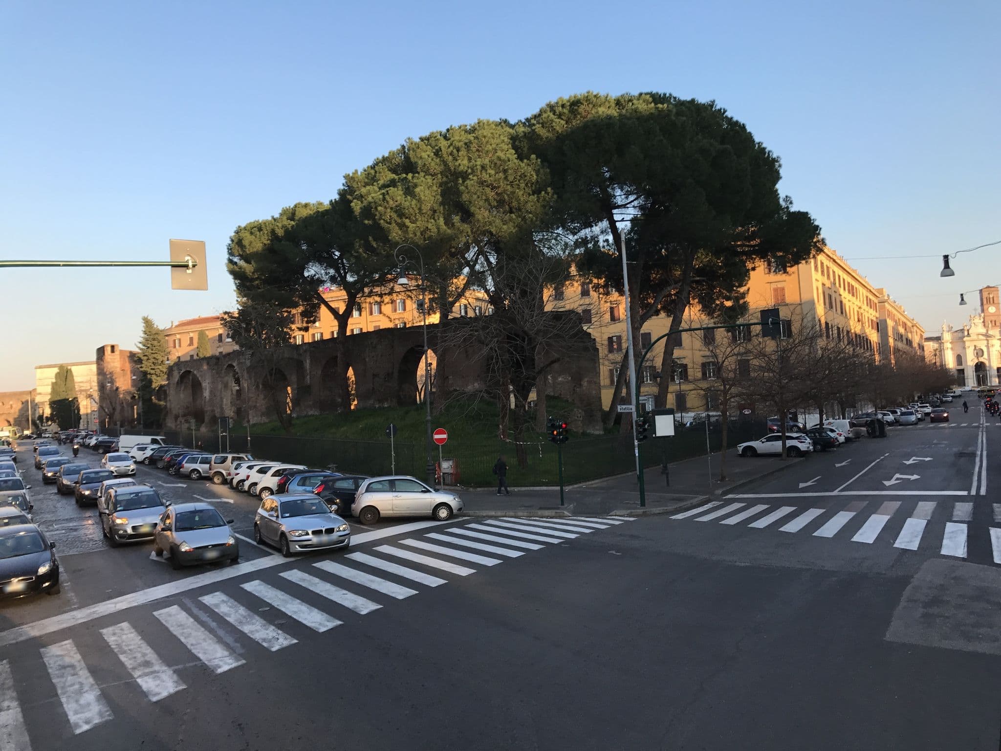 Street view near The Cross Hotel, Rome — © fundacja_geolife (CC BY-SA · Mapillary)