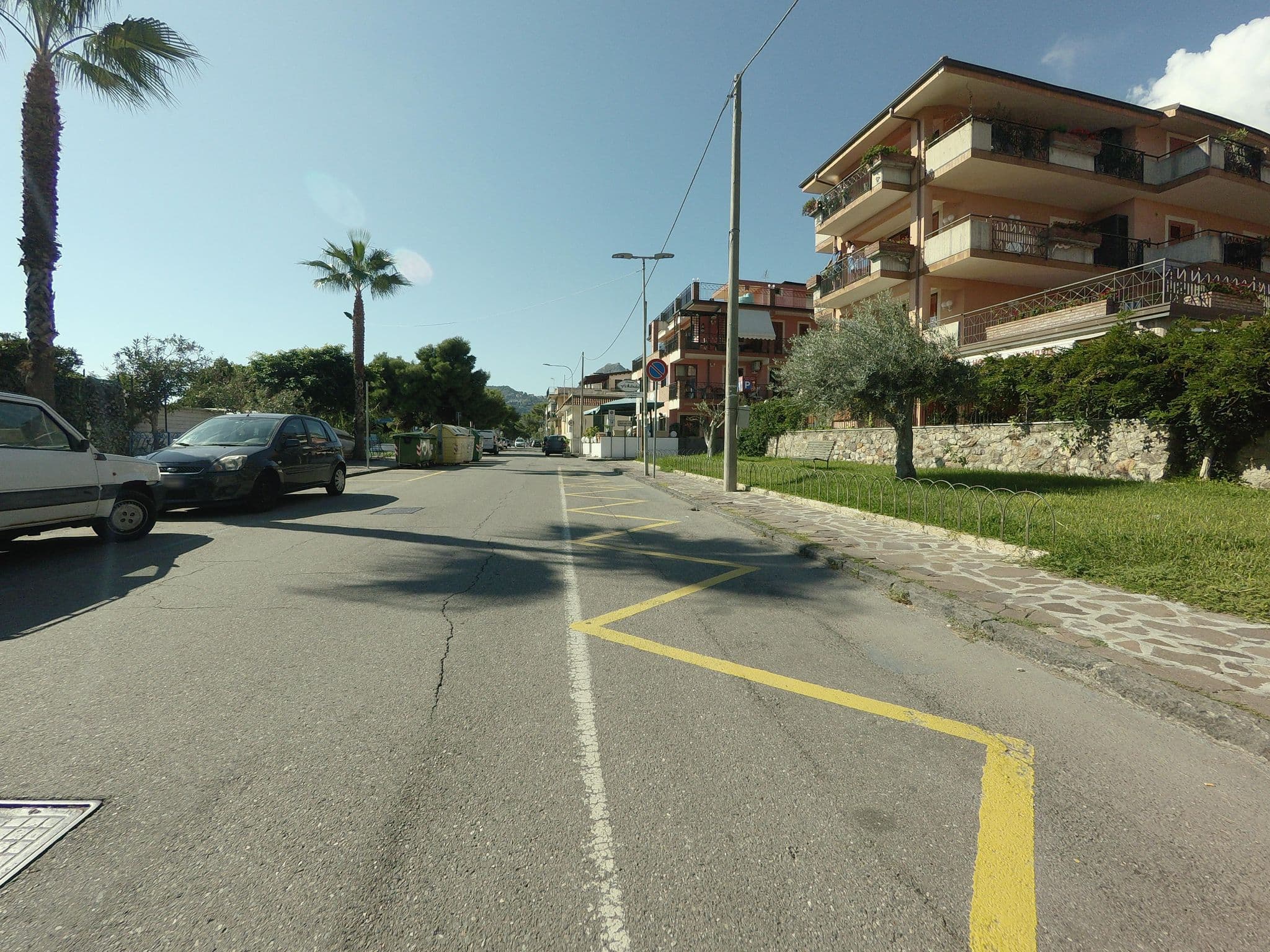 Street view near Hotel Calipso, Letojanni — © posiki (CC BY-SA · Mapillary)