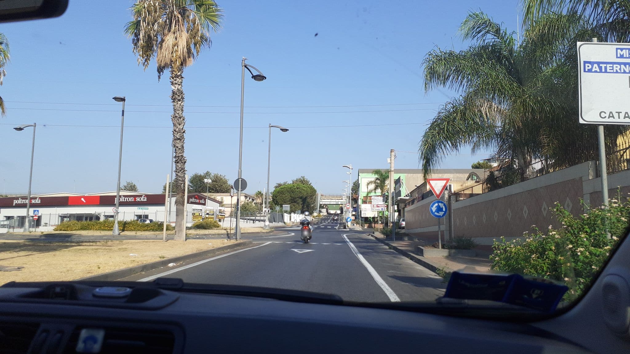 Street view near Hotel La Villa, Misterbianco — © agliatav (CC BY-SA · Mapillary)