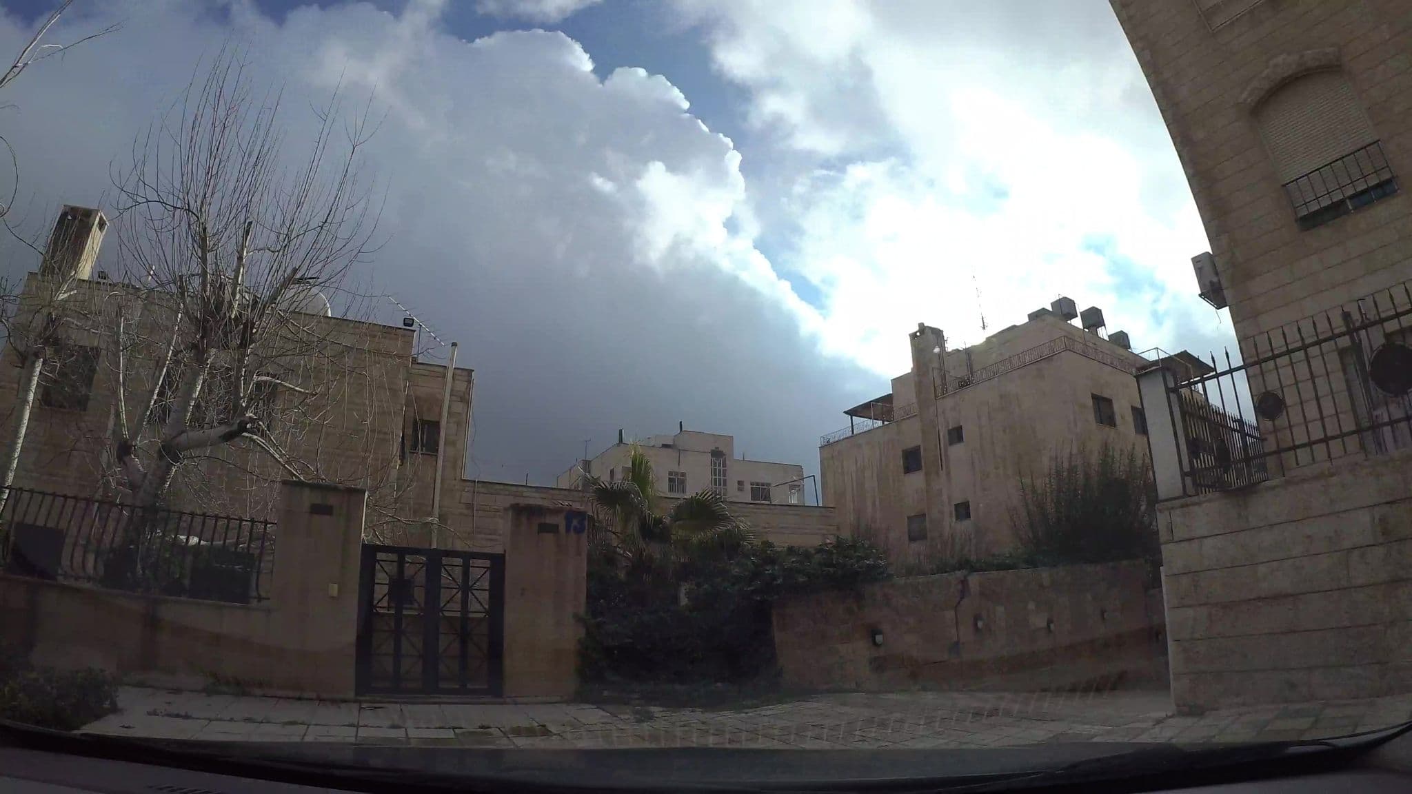 Street view near Amman Inn Hotel, Ḩayy Khildā — © kaart_1 (CC BY-SA · Mapillary)