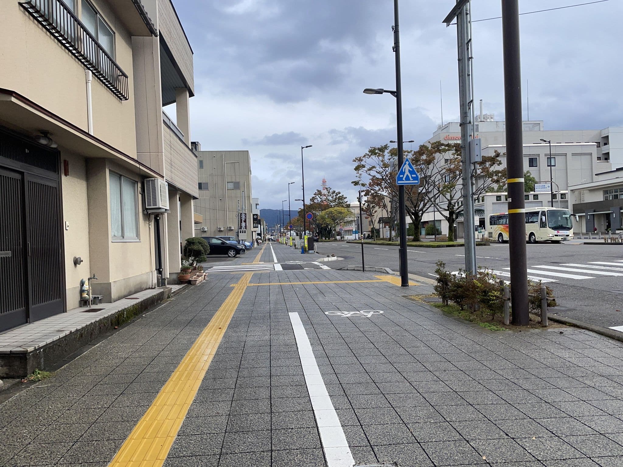 Street view near CENTURION HOTEL VILLA SUITE, Fukui-shi — © alt9800 (CC BY-SA · Mapillary)