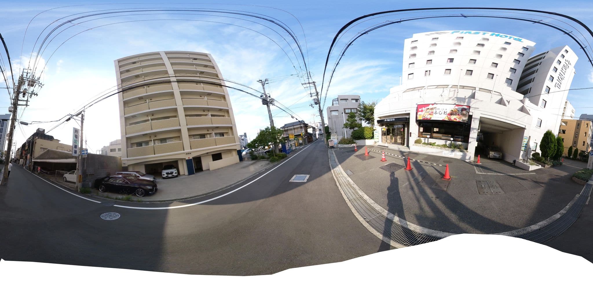 Street view near First Hotel, Izumisano — © okadatsuneo (CC BY-SA · Mapillary)