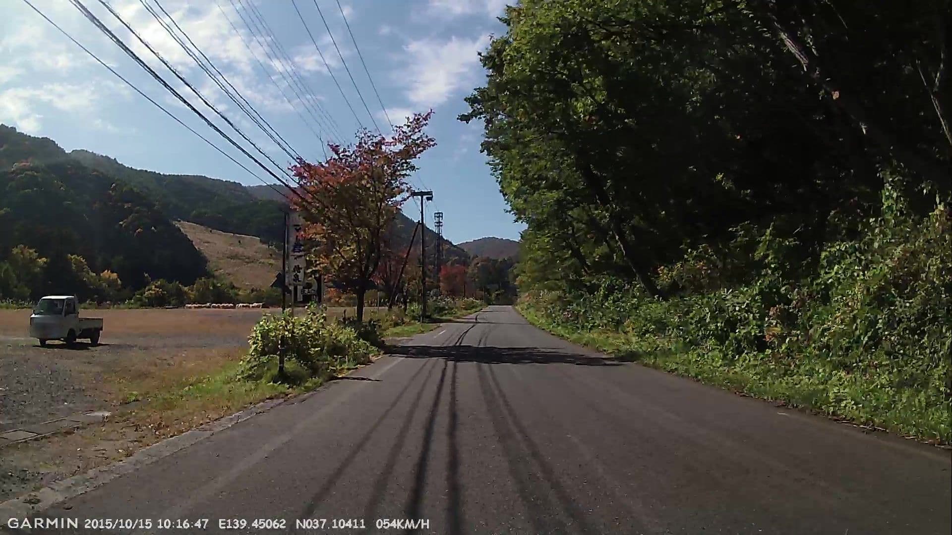 Street view near ペンション マドリード58, Shimonakatsukawa — © jmmapiranger (CC BY-SA · Mapillary)