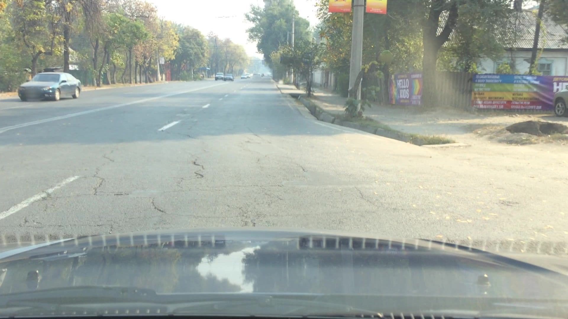 Street view near Onyx Hotel, Bishkek — © lvl5 (CC BY-SA · Mapillary)