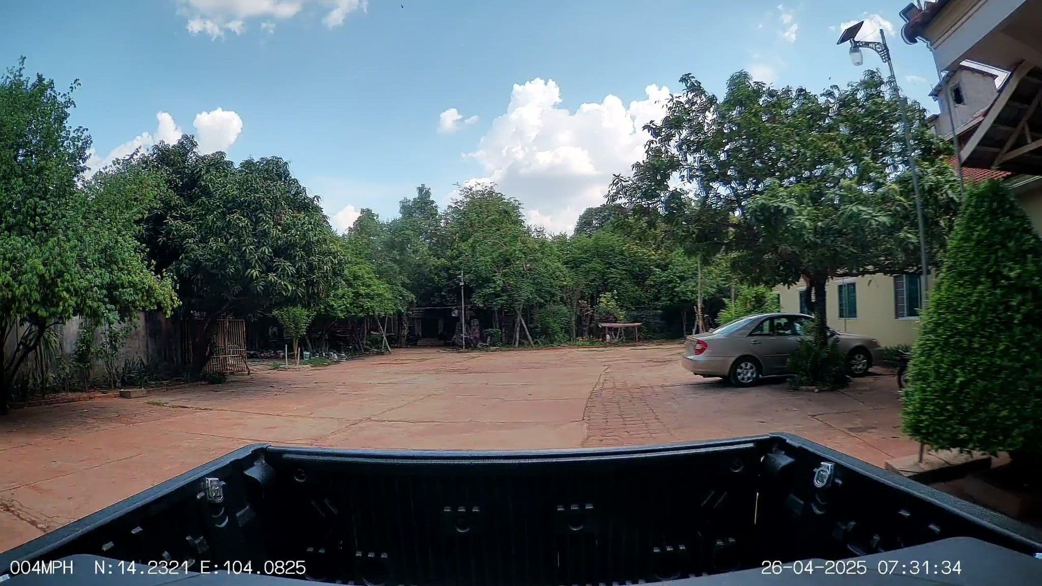Street view near New Lucky Star Guest House, Anlong Veaeng — © ThailandCambodia (CC BY-SA · Mapillary)