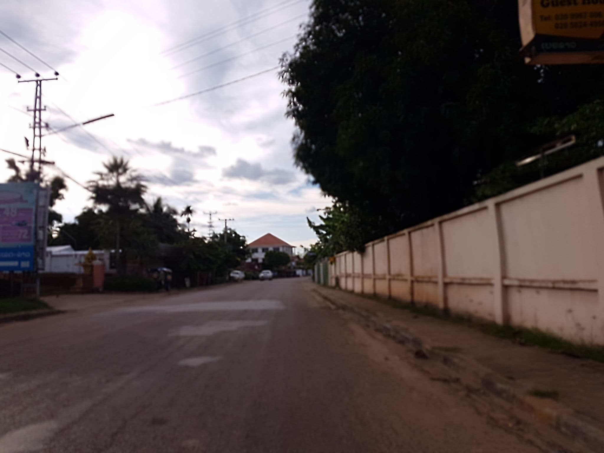 Street view near Saynamfon, Vientiane