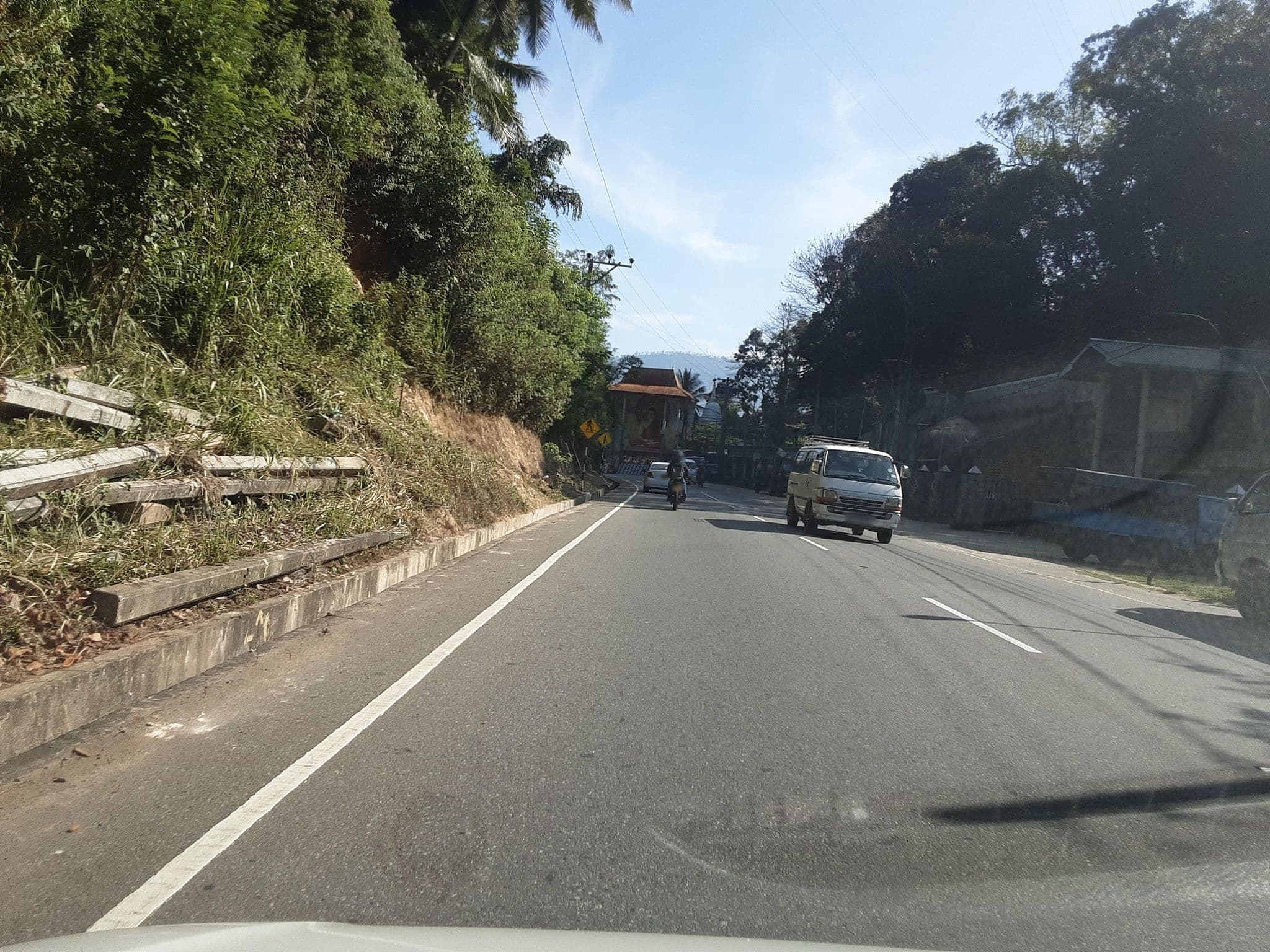 Street view near Green Woods, Badulla — © ZihanZarouk (CC BY-SA · Mapillary)