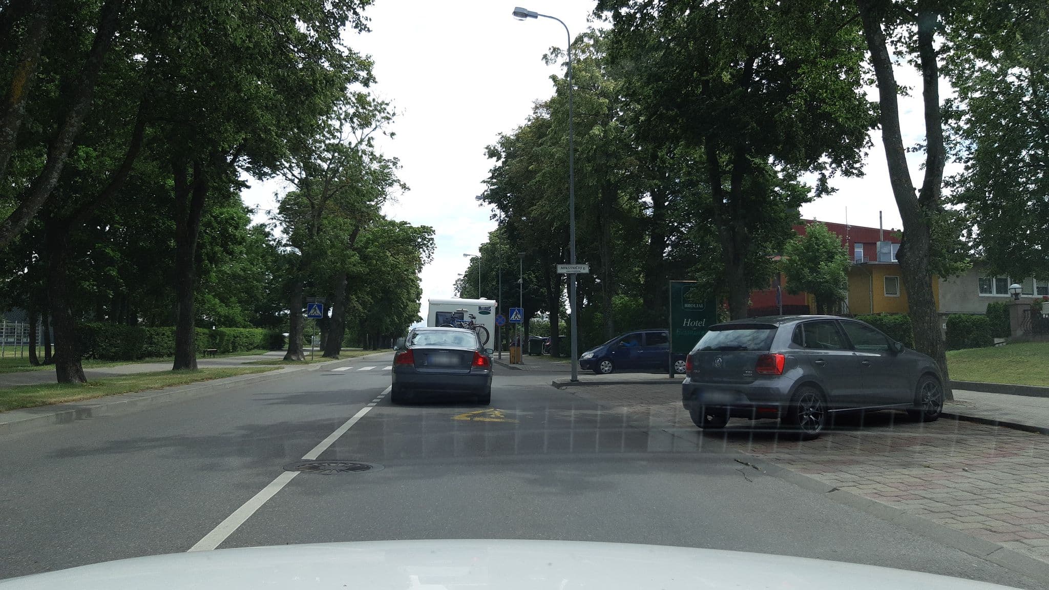 Street view near Du broliai, Palanga — © mariuskarotkis (CC BY-SA · Mapillary)