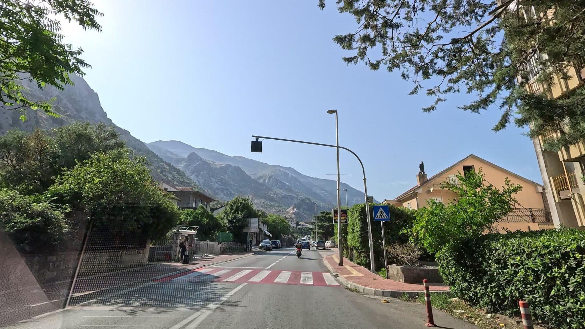 Street view near Amigo apartments, Kotor — © Cakalovski (CC BY-SA · Mapillary)
