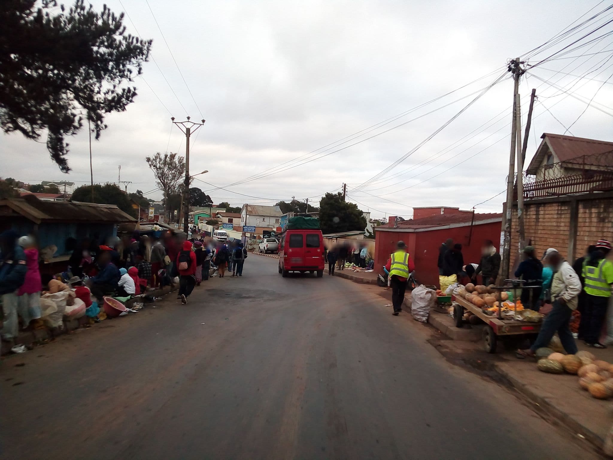 Street view near Chez Jeanne, Ambohidratrimo — © eric_s (CC BY-SA · Mapillary)