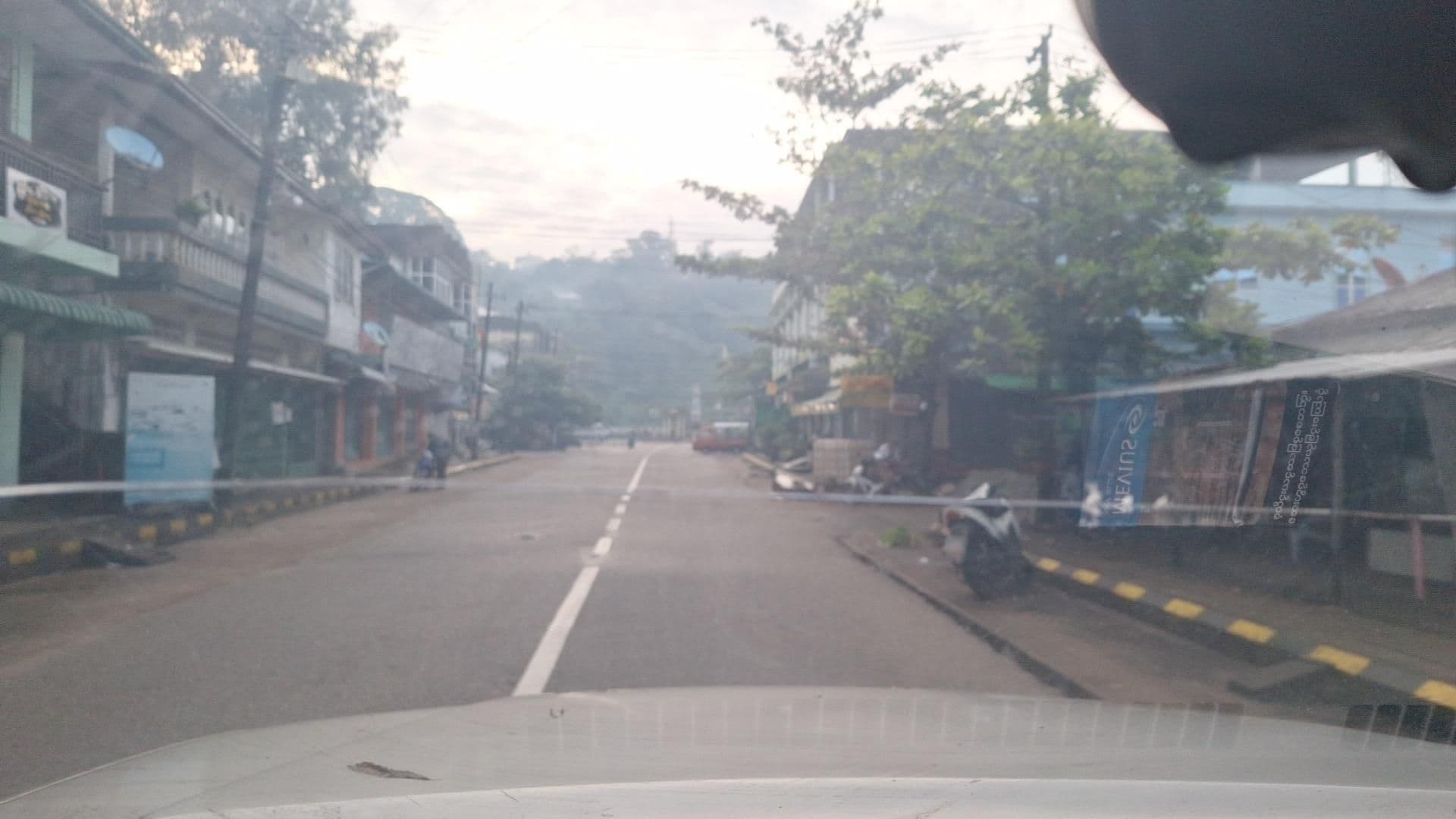 Street view near Thet Tant Yaung သက်တန့်ရောင်, Myeik — © roadroid (CC BY-SA · Mapillary)