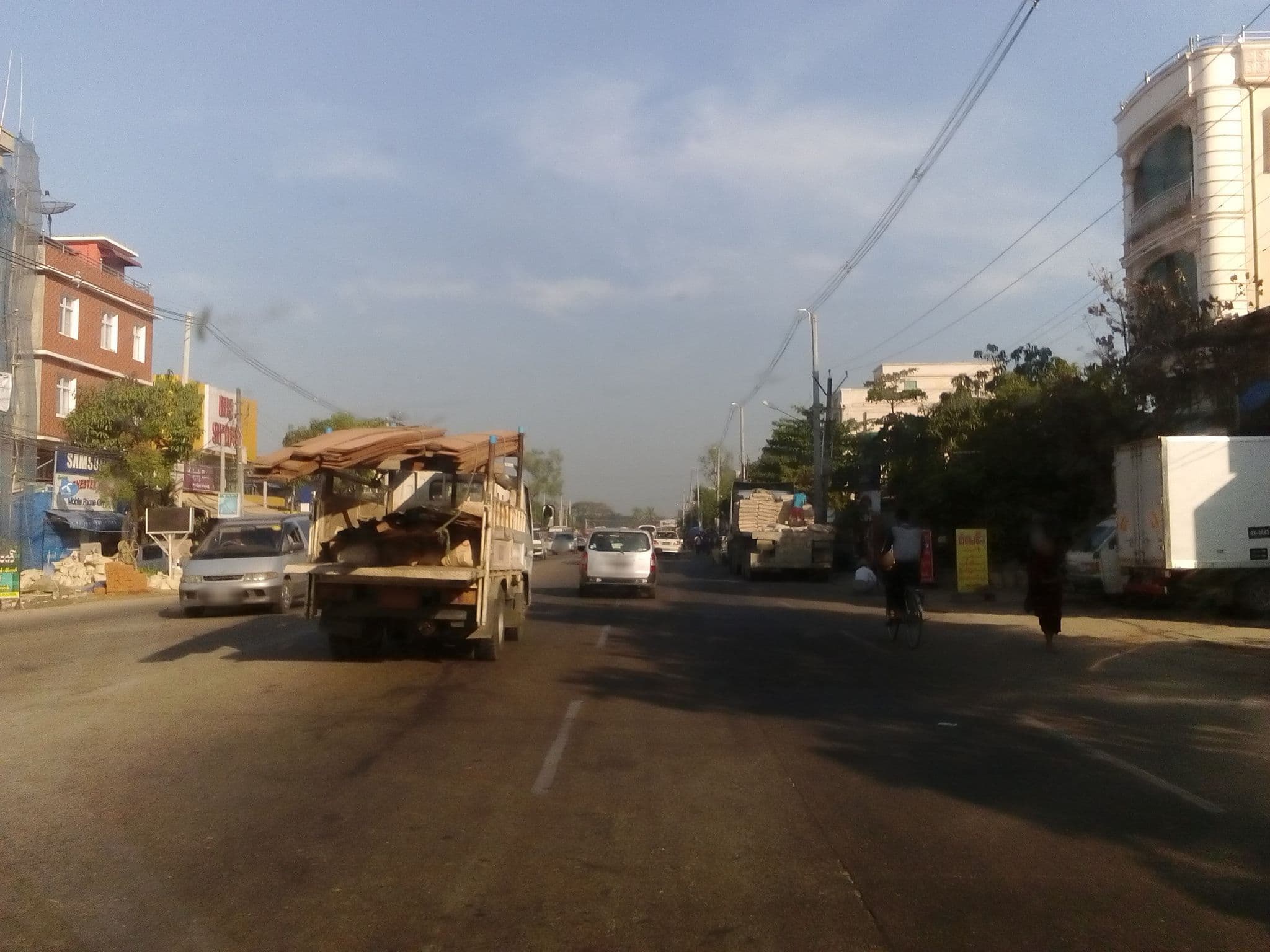 Street view near Prefect 3 - Motel, Chit Tee Kone — © coker (CC BY-SA · Mapillary)