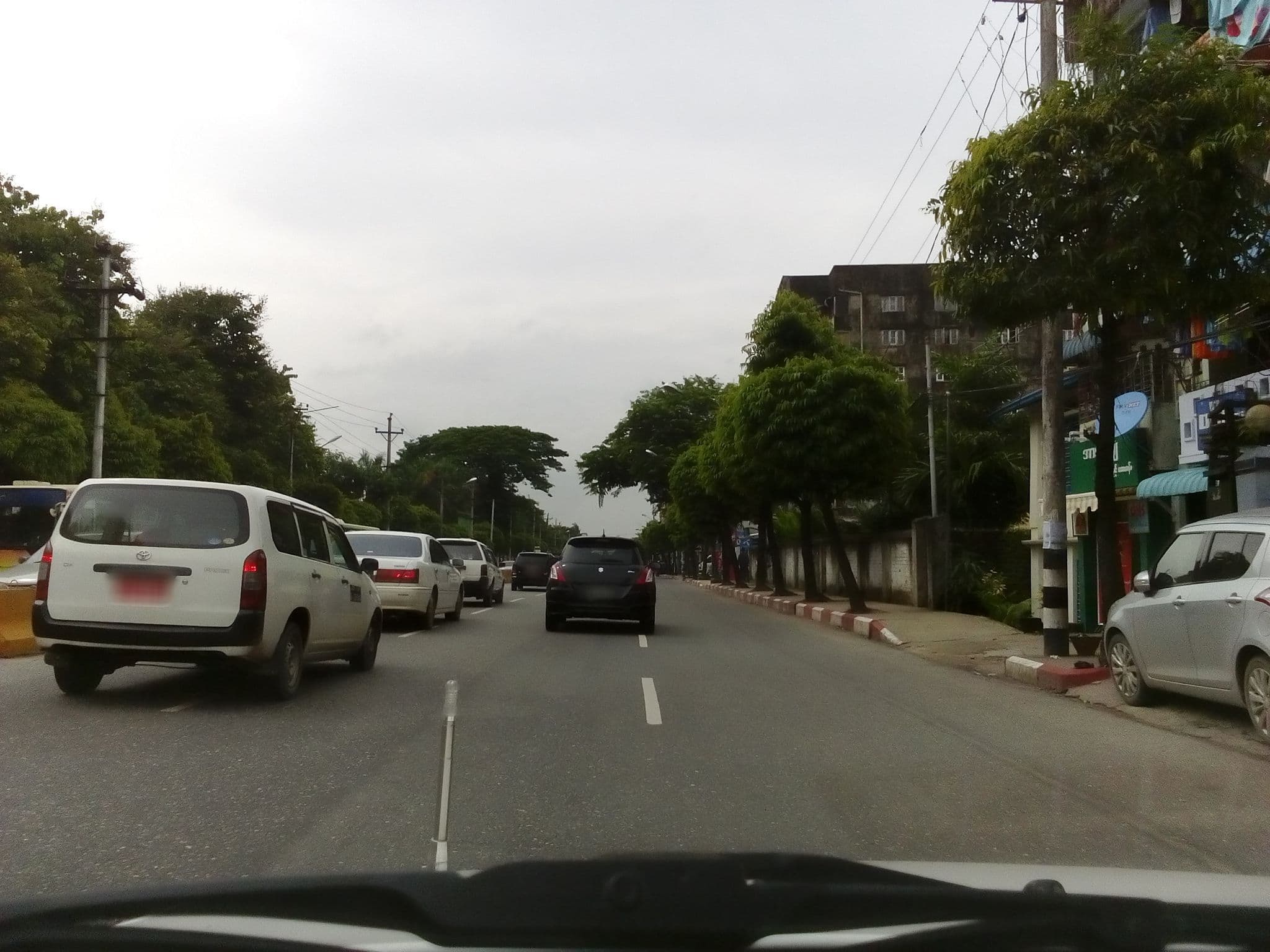 Street view near Union Square Hotel, Saw Bwar Gyi Kone — © coker (CC BY-SA · Mapillary)