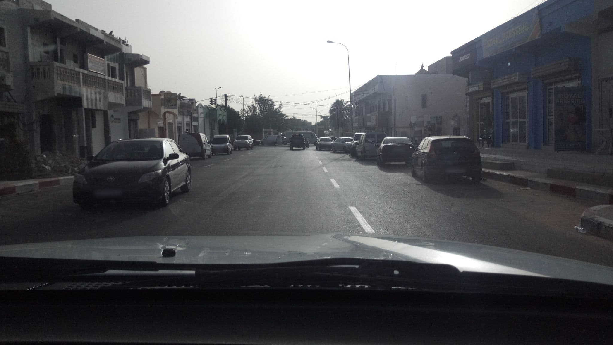 Street view near Hôtel Tfeila, Tevragh Zeina — © mahamane (CC BY-SA · Mapillary)