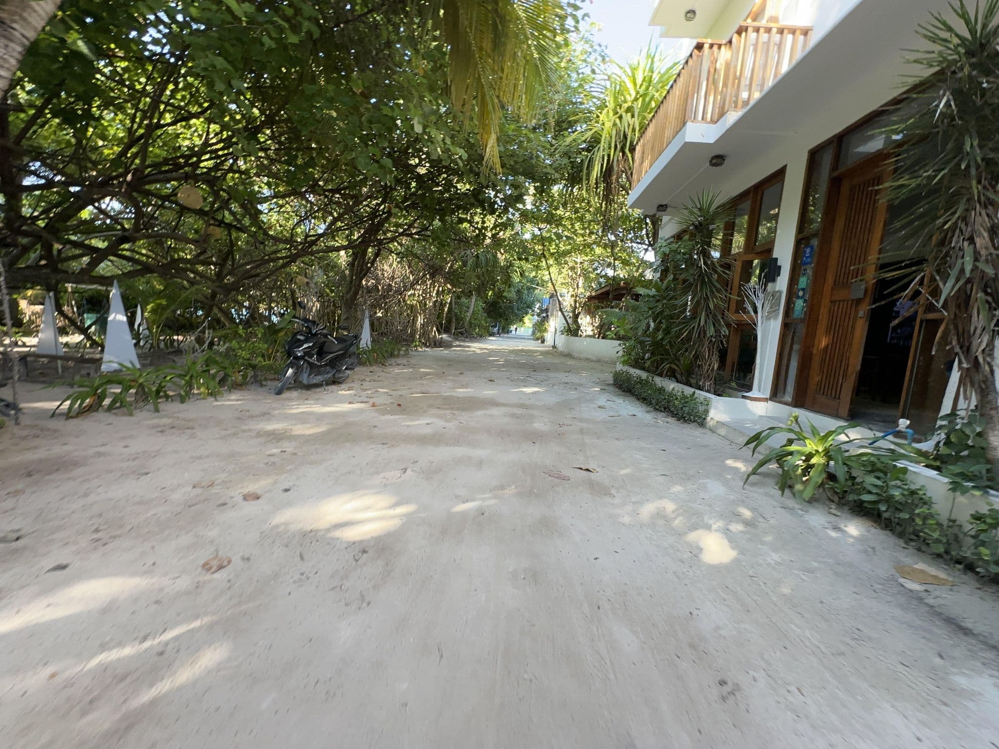 Street view near Boutique beach, Mahibadhoo