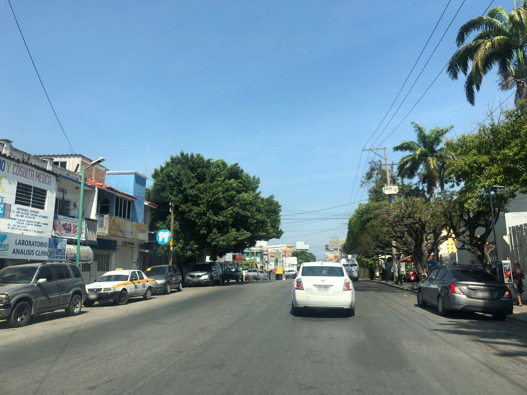 Street view near Hotel Ivana HR, Tuxtla — © analaura90 (CC BY-SA · Mapillary)