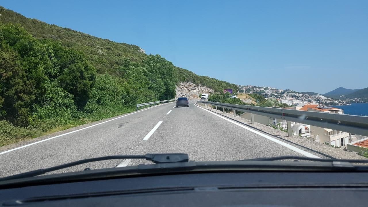 Street view near villa Knežević, Neum — © mik007 (CC BY-SA · Mapillary)