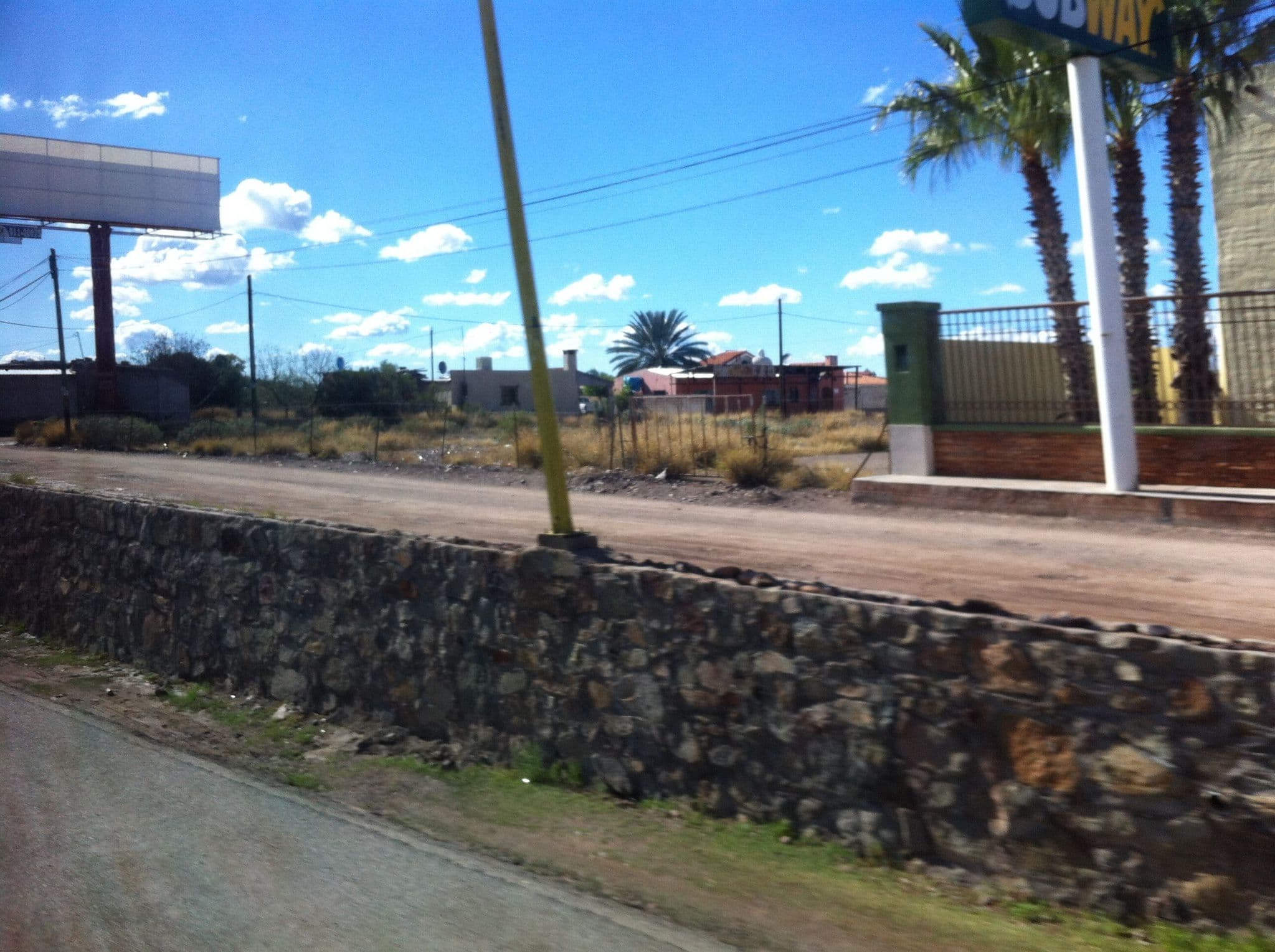Street view near La Villa, Santa Ana — © ccossio (CC BY-SA · Mapillary)