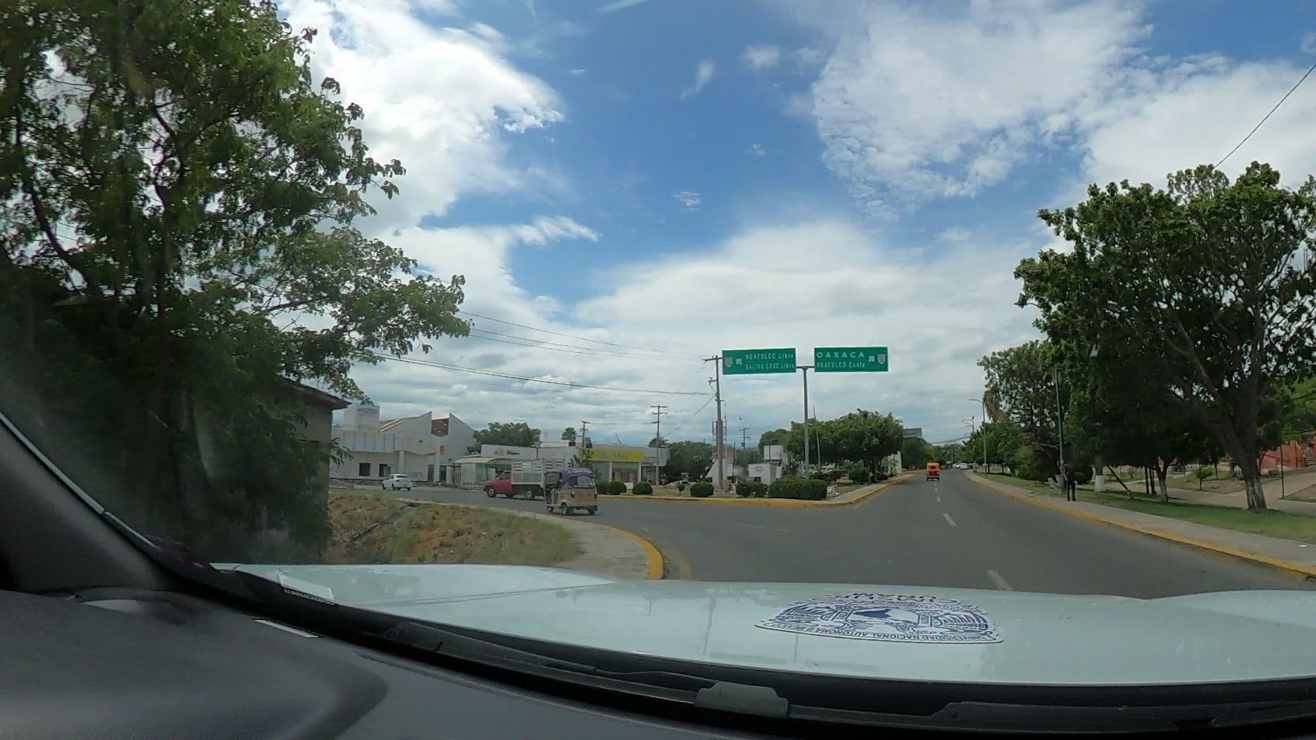 Street view near Guiexoba., Santo Domingo Tehuantepec — © nicovargas (CC BY-SA · Mapillary)