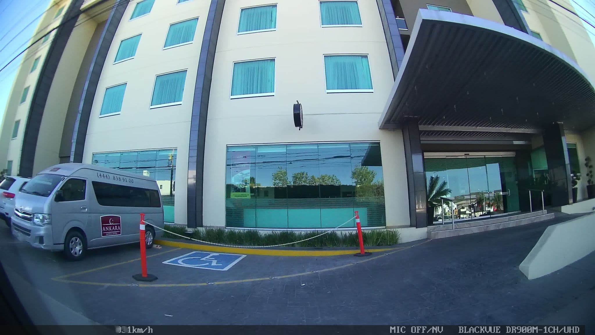 Street view near Ankara Hotel & Suites, La Mesa de los Conejos — © kaart_2 (CC BY-SA · Mapillary)