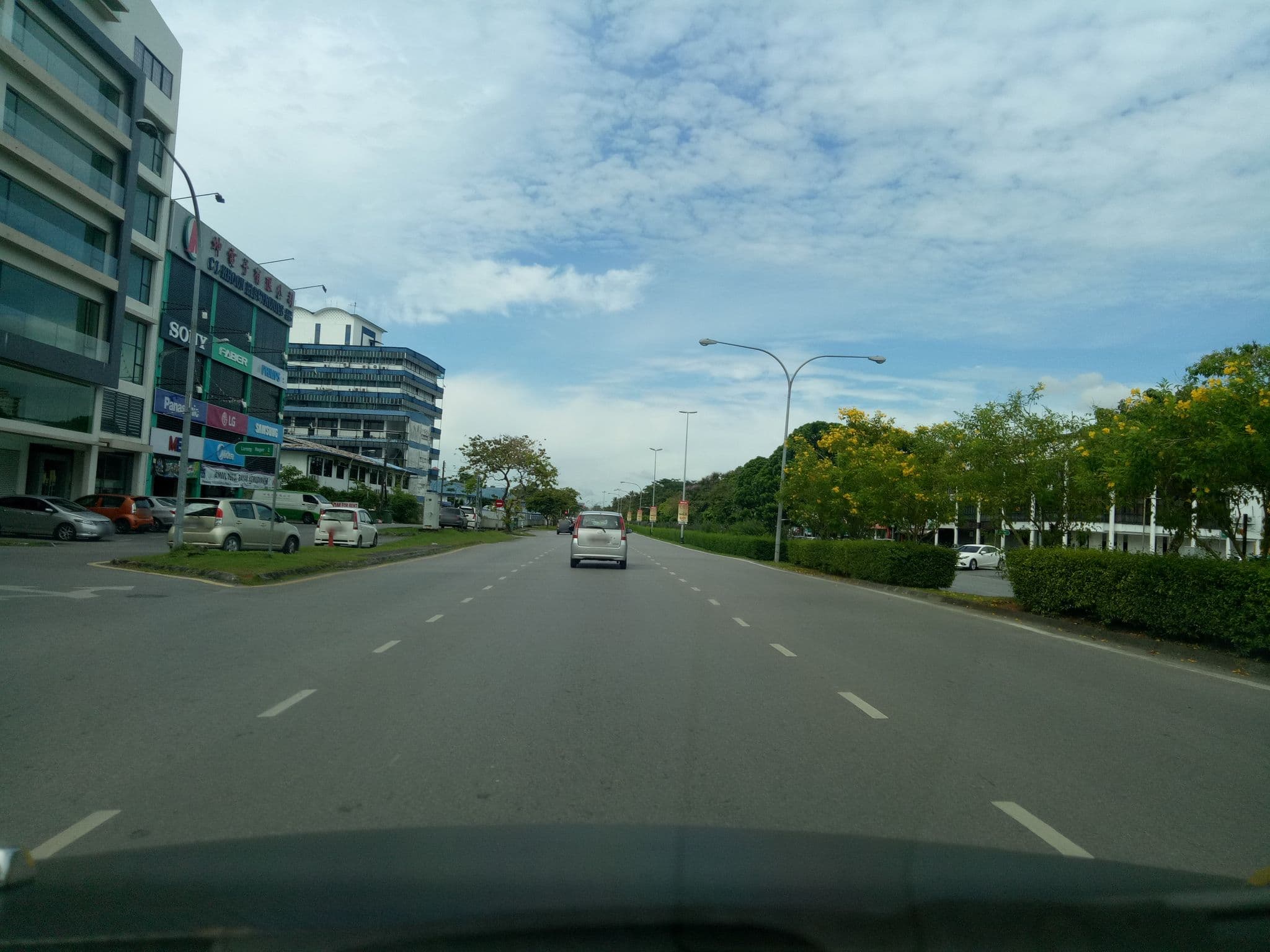 Street view near Mayfair Hotel, Kuching