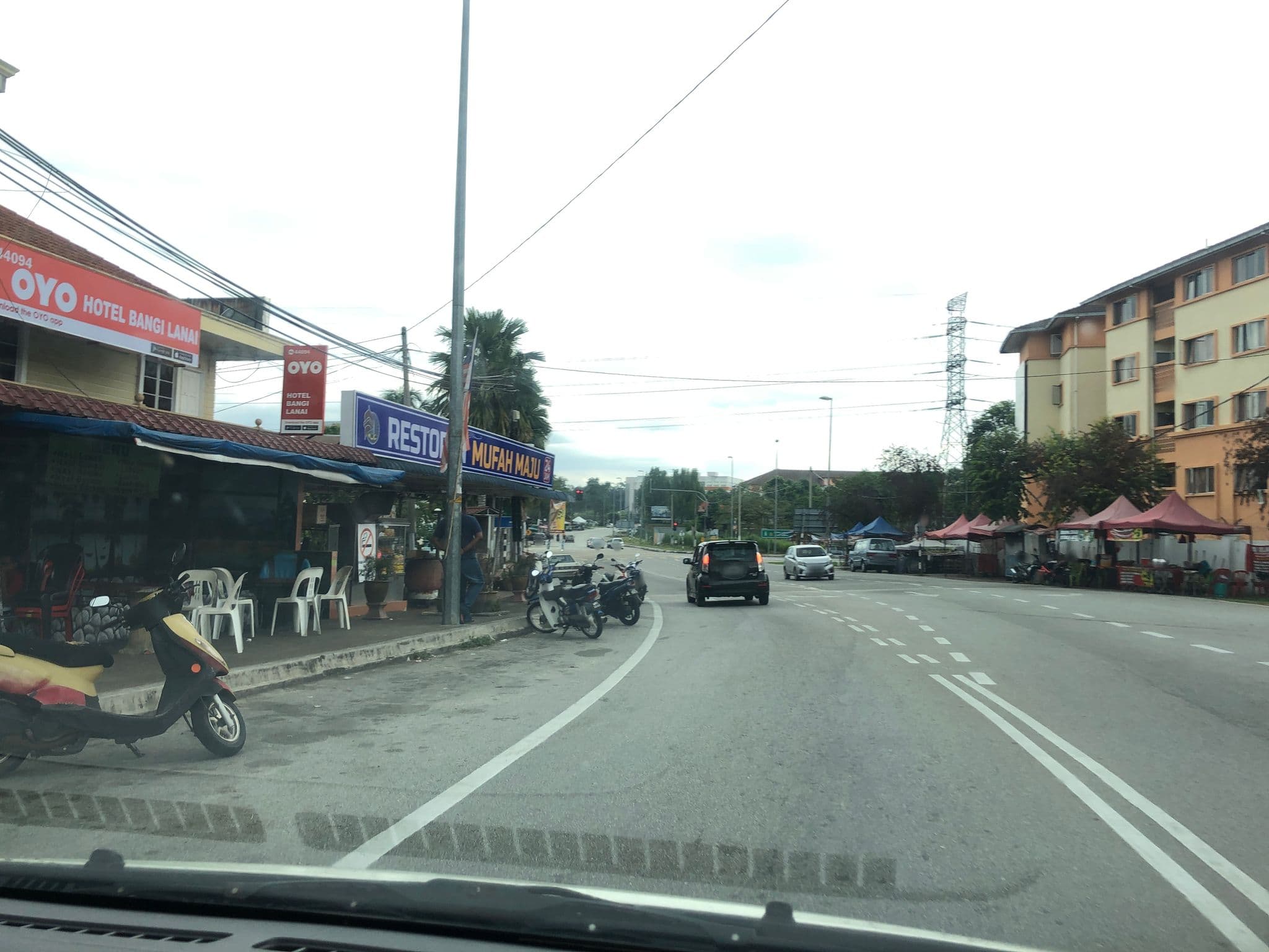 Street view near Hotel Bangi Lanai, Bangi — © razif (CC BY-SA · Mapillary)