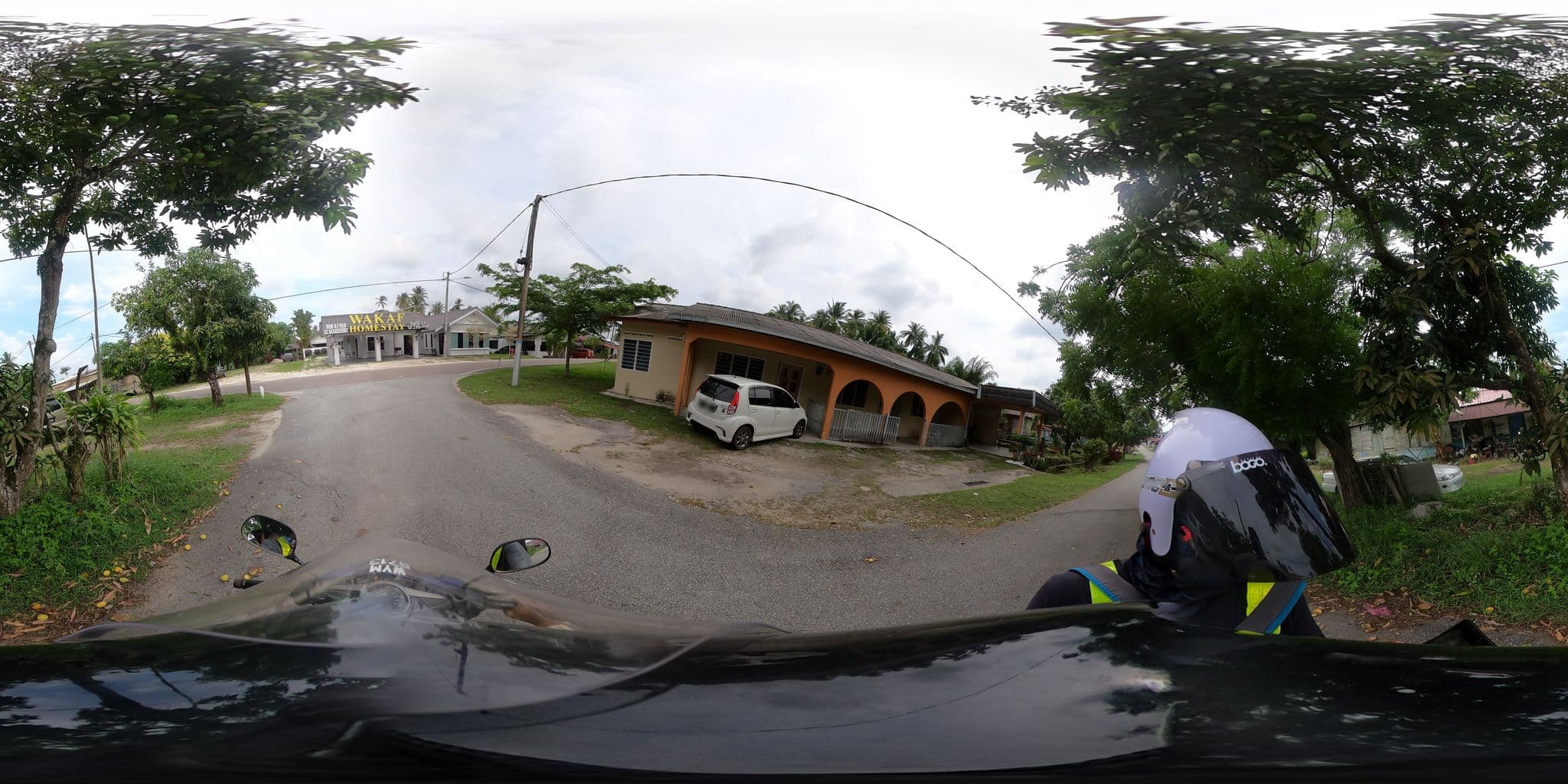 Street view near Wakaf Homestay, Mersing — © yoi (CC BY-SA · Mapillary)