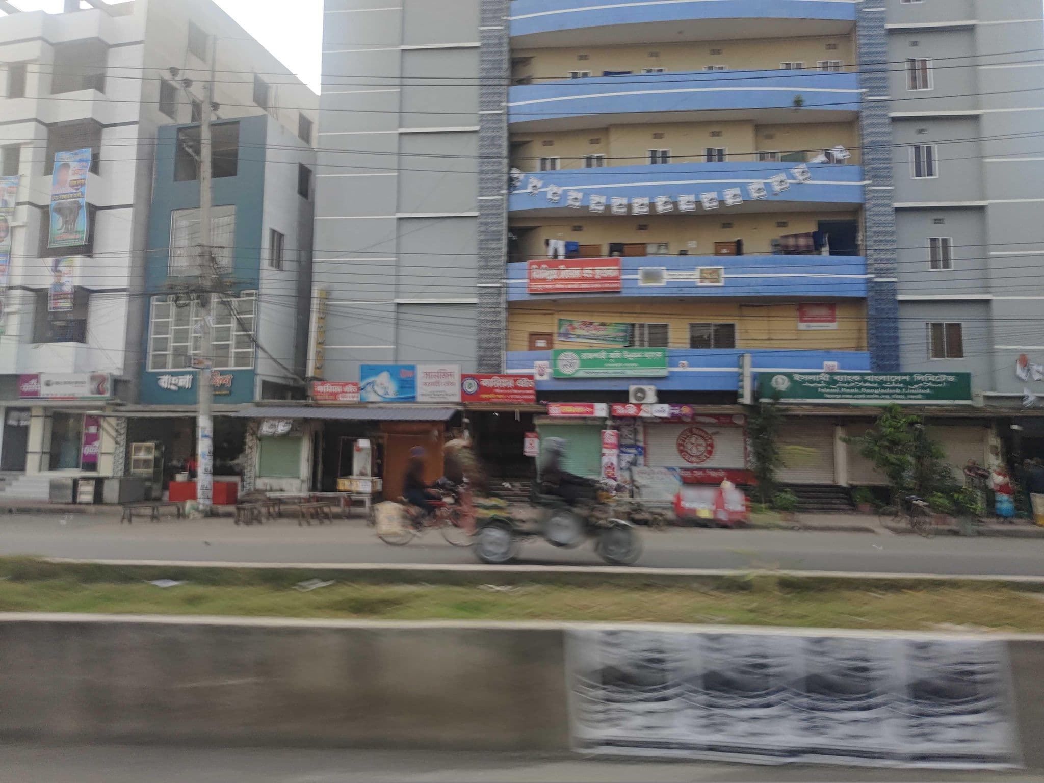 Street view near Bismillah Tower Boys Hostel, Rajshahi — © FAHIMAHMAD (CC BY-SA · Mapillary)