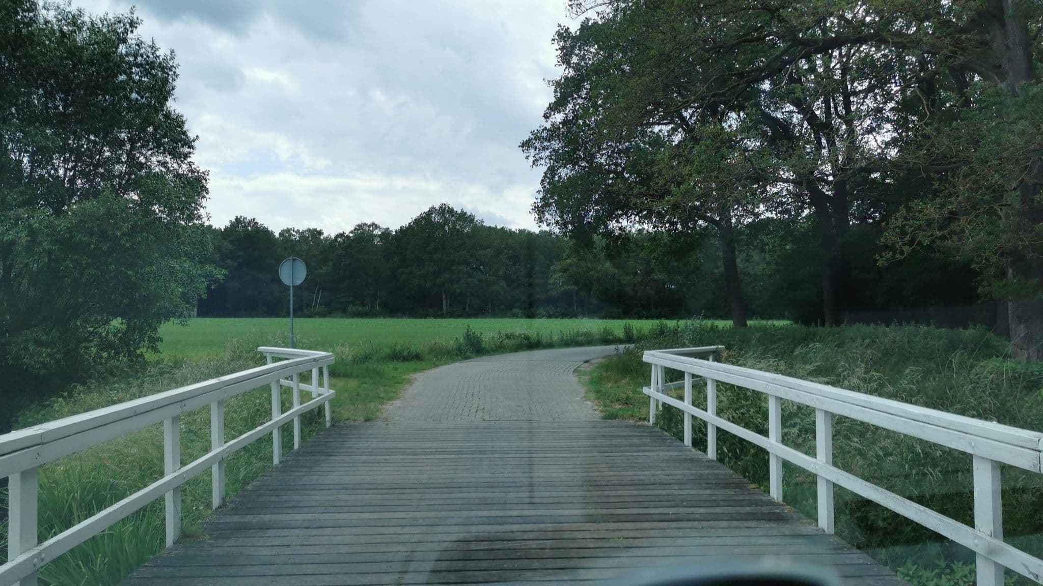 Street view near Erve Beernink, Losser — © jonrellim (CC BY-SA · Mapillary)