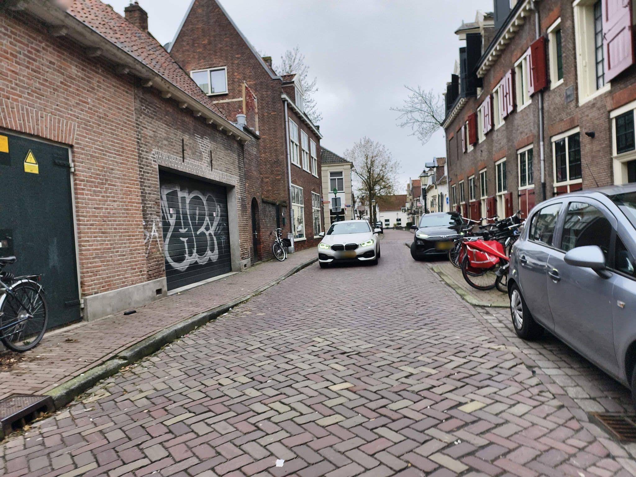 Street view near Hotel de Tabaksplant, Amersfoort — © xdTAGCLAN (CC BY-SA · Mapillary)