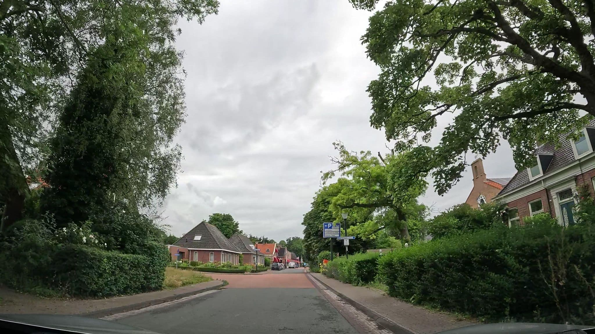 Street view near Dorpslogement Pieterburen, Bed and Breakfast, Eenrum — © thewizard (CC BY-SA · Mapillary)