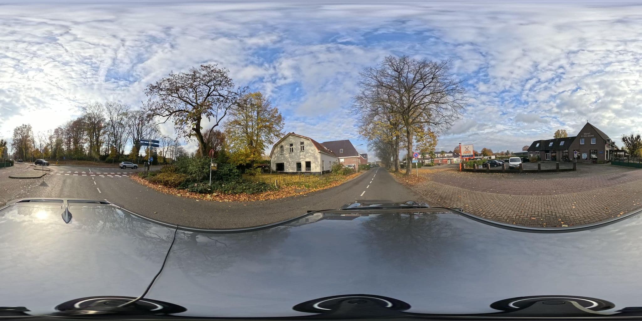 Street view near Hotel de Oude Molen, Groesbeek — © thewizard (CC BY-SA · Mapillary)