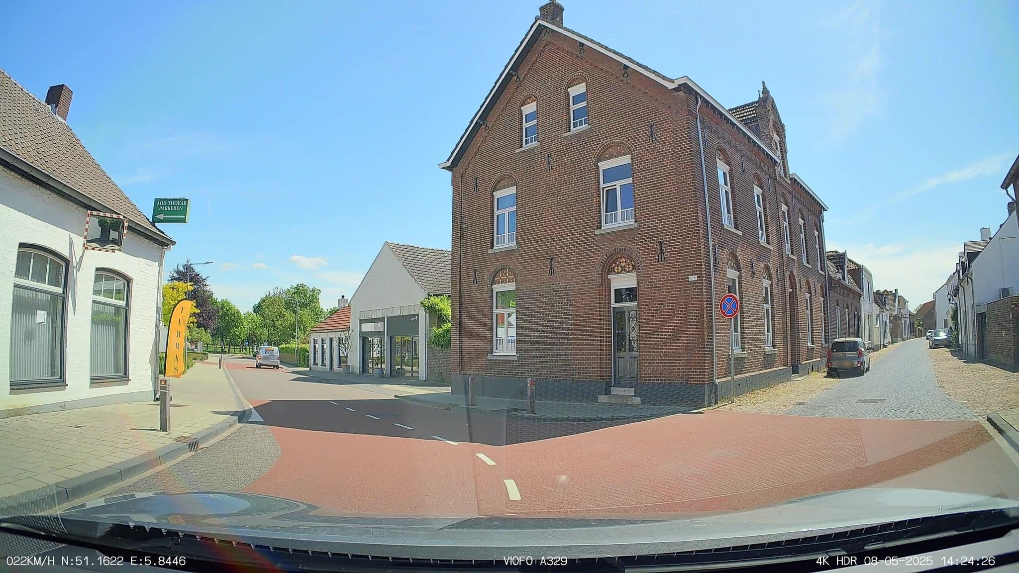 Street view near Bed&breakfast Thorn, Thorn — © thewizard (CC BY-SA · Mapillary)