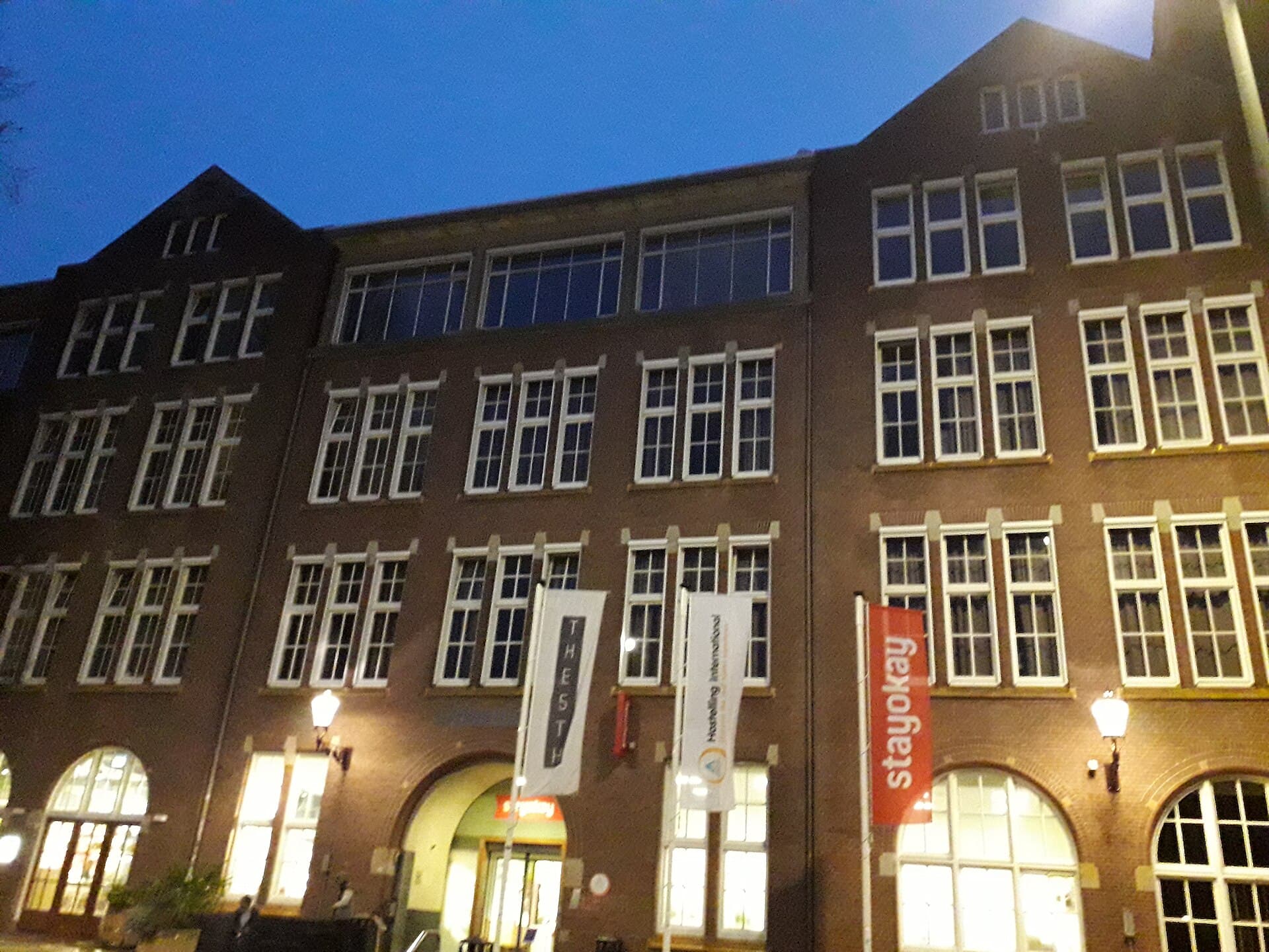 Stayokay Amsterdam Oost (via Wikimedia Commons, CC BY-SA 4.0)