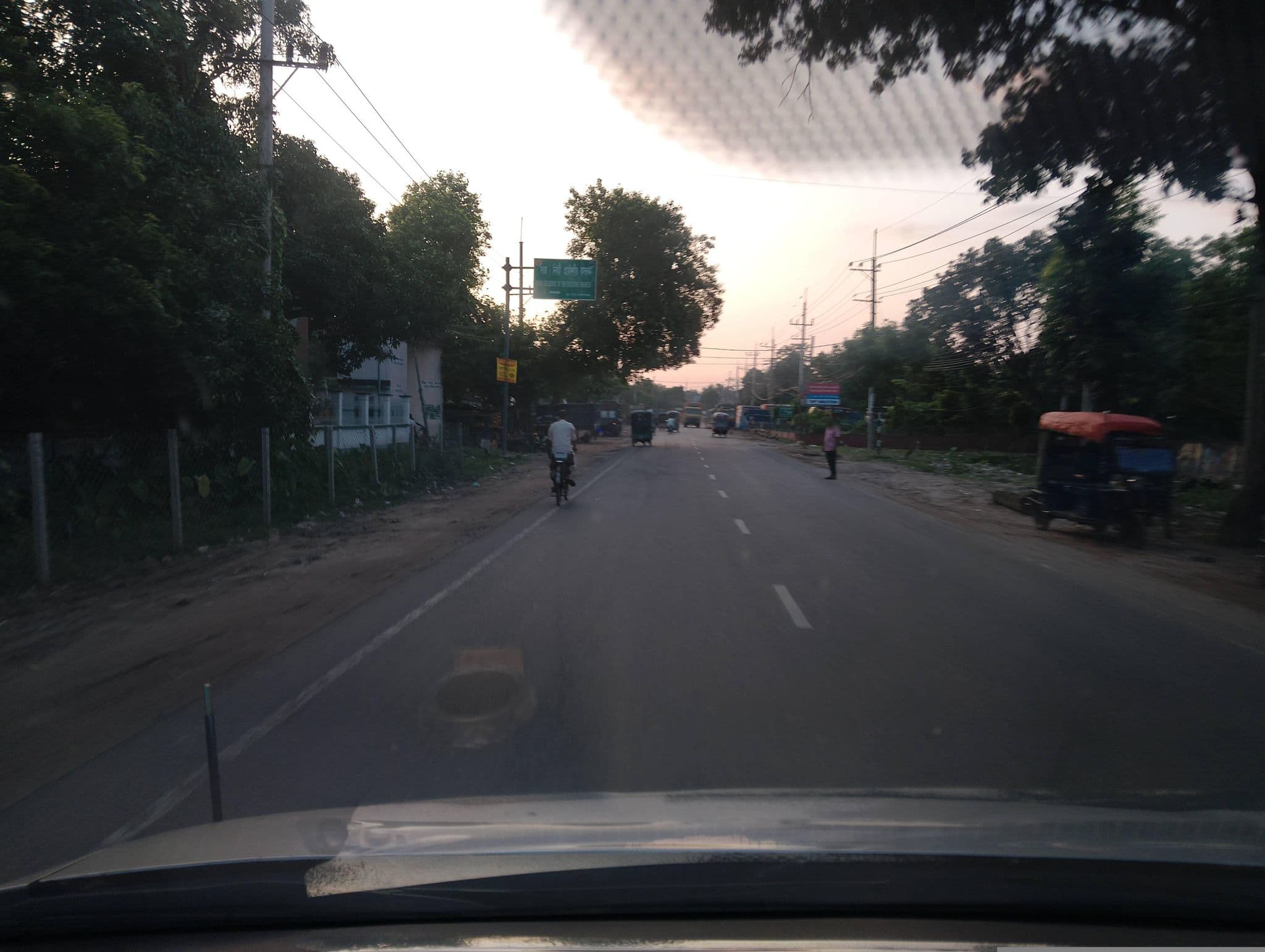 Street view near Swarupnogor C&B Quarter, Nawābganj — © SamsulArafin (CC BY-SA · Mapillary)