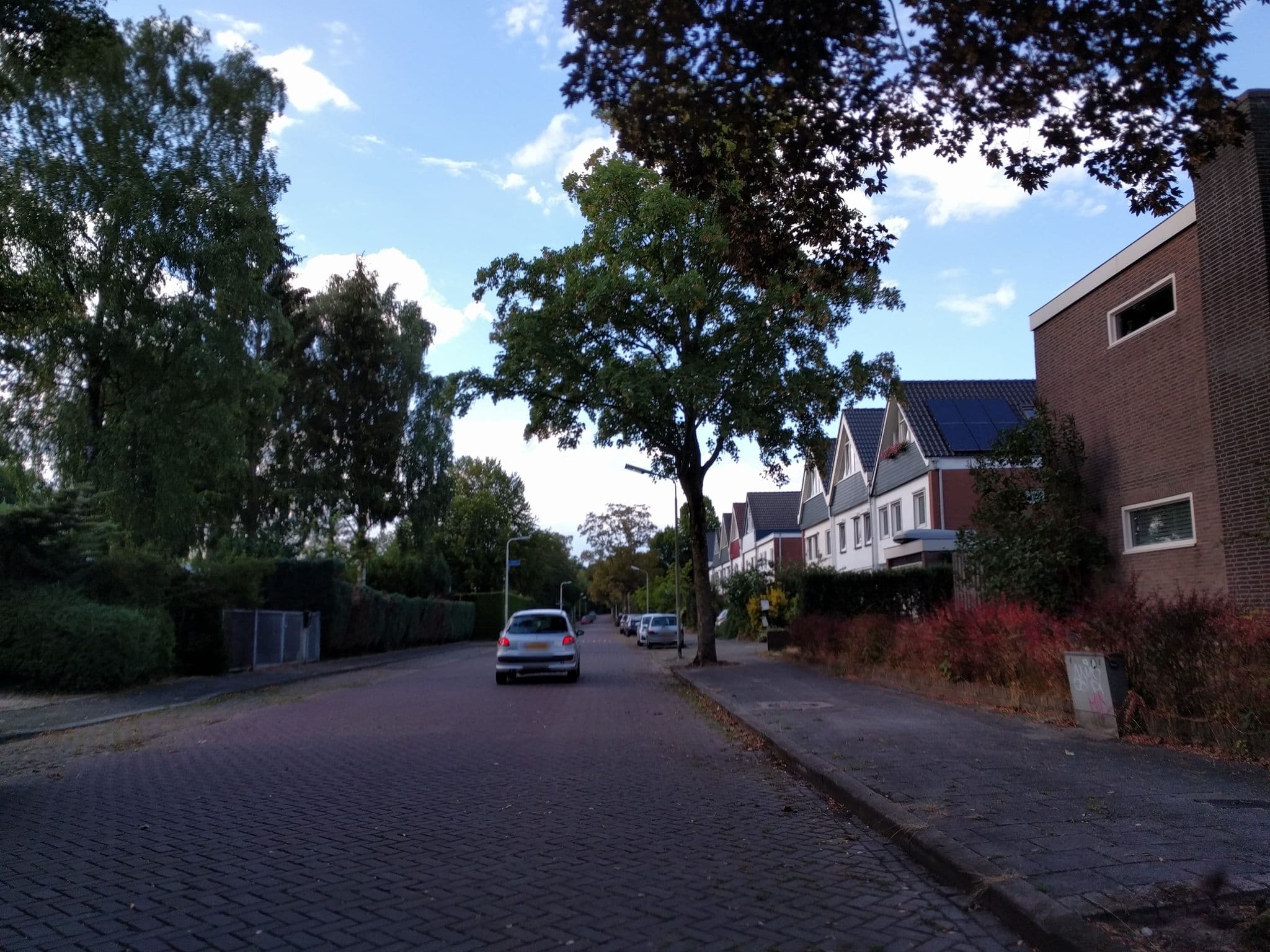 Street view near B&B Heijendaal, Brakkenstein — © eenjulian (CC BY-SA · Mapillary)
