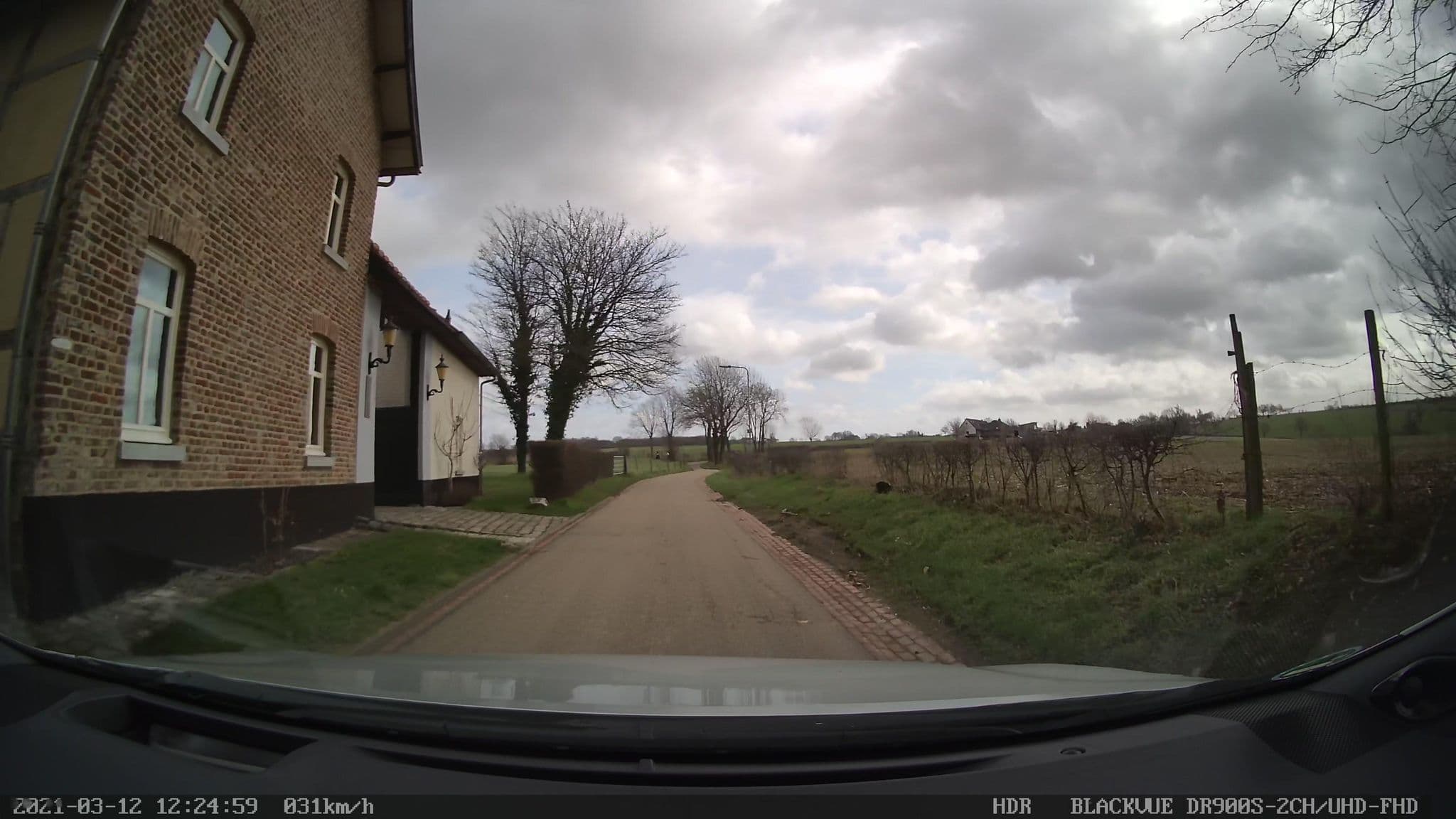 Street view near Wien ies Wien, Banholt — © madel (CC BY-SA · Mapillary)