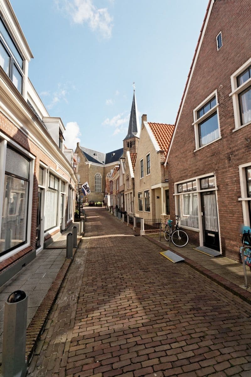 Street view near Almenum, Harlingen — © txllxt (CC BY-SA · Mapillary)