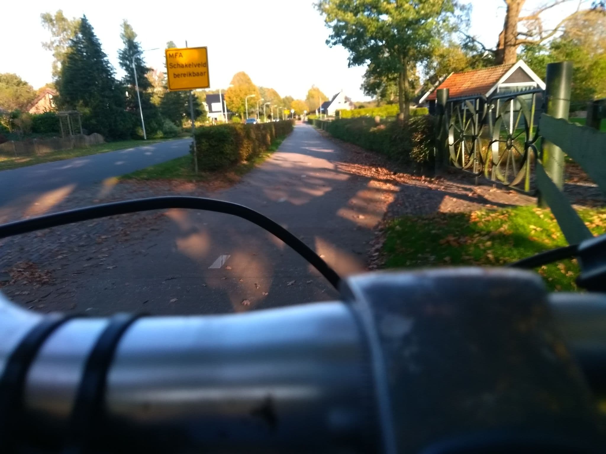 Street view near Bed & Breakfast de Ommekeer, Assen — © robinvdlinde (CC BY-SA · Mapillary)
