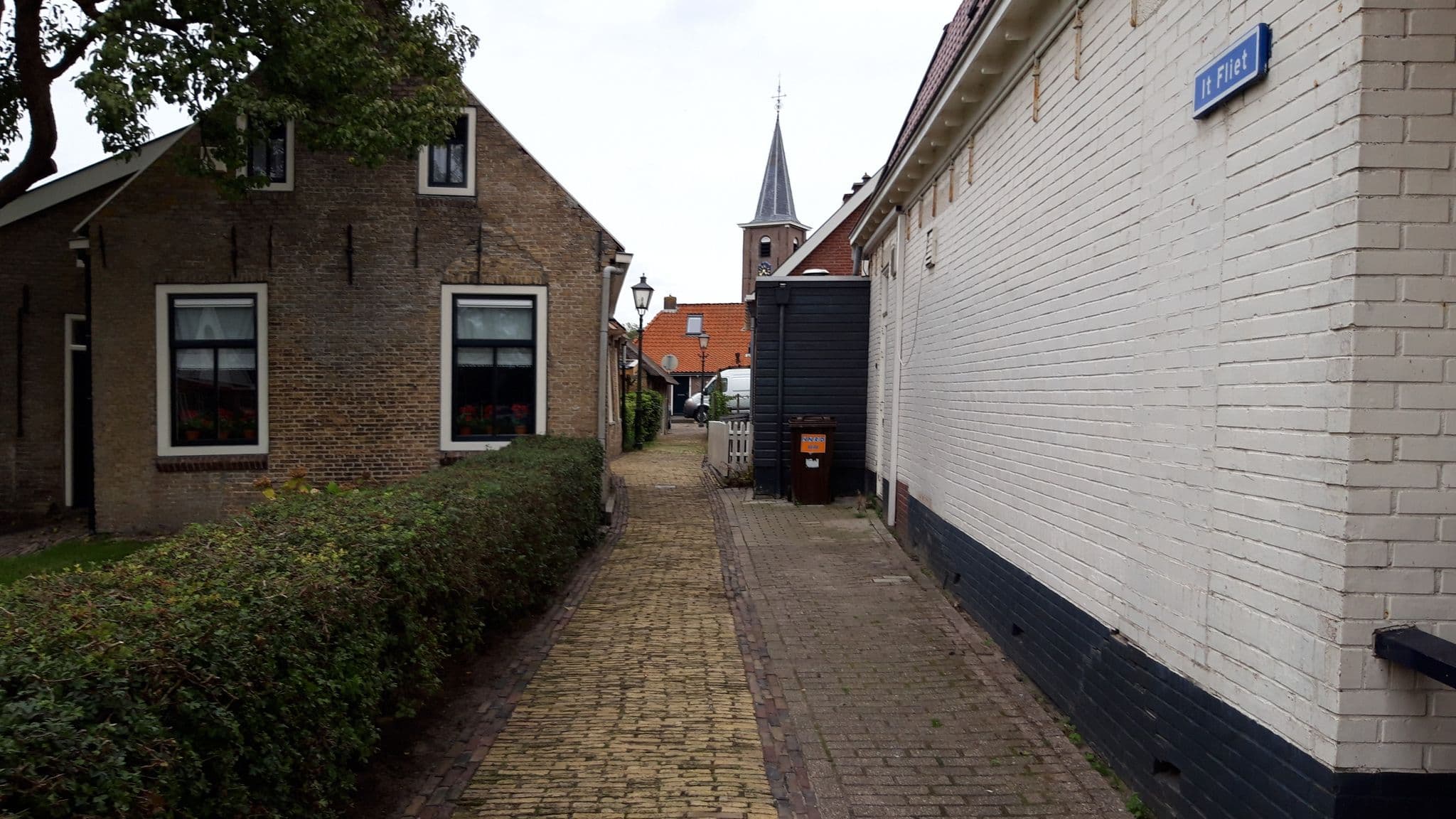 Street view near Y'ne haven, Oudega — © ankeric (CC BY-SA · Mapillary)