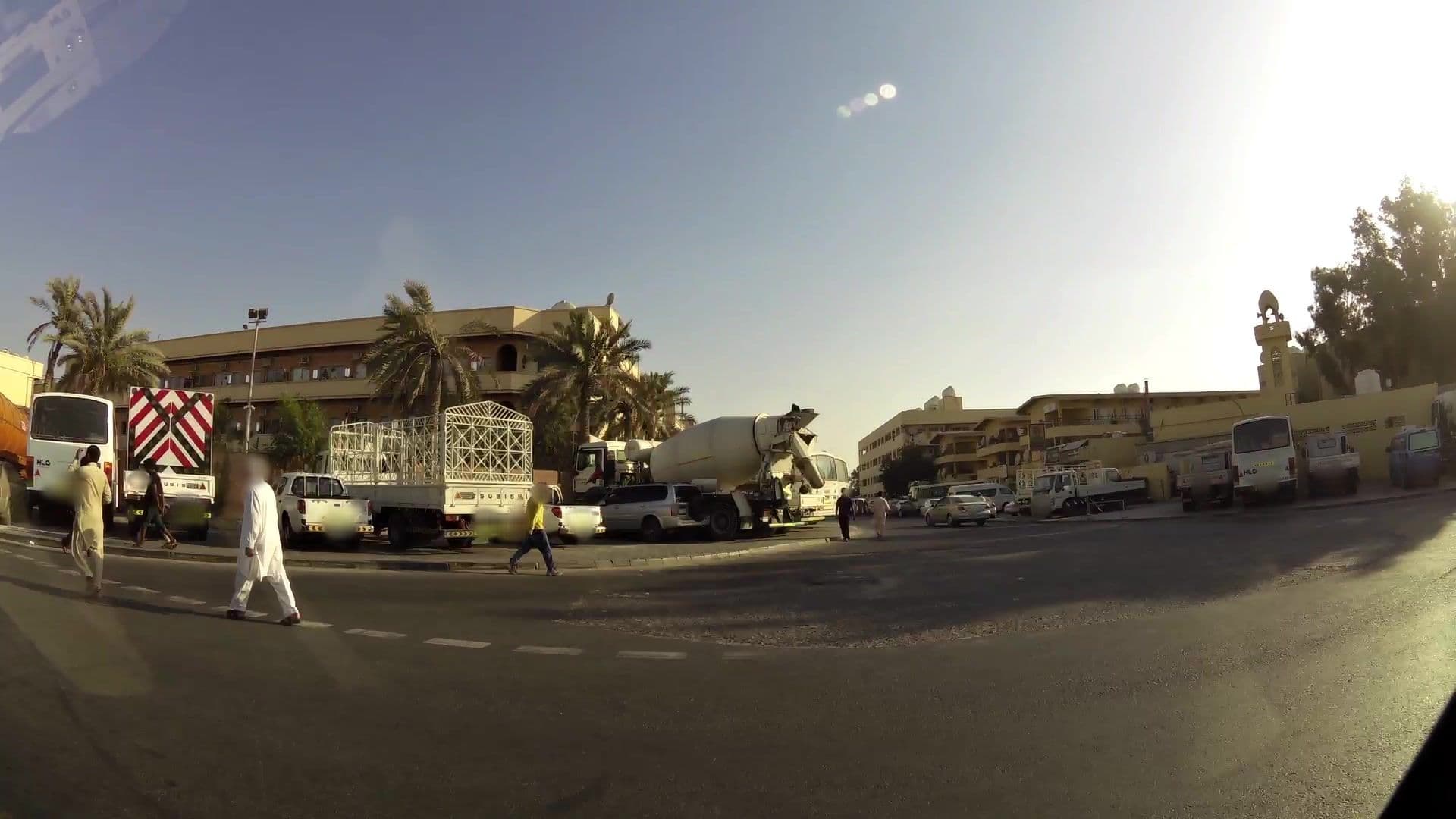 Street view near Habtoor camp alqouz, Umm Al Sheif — © kaartcam (CC BY-SA · Mapillary)