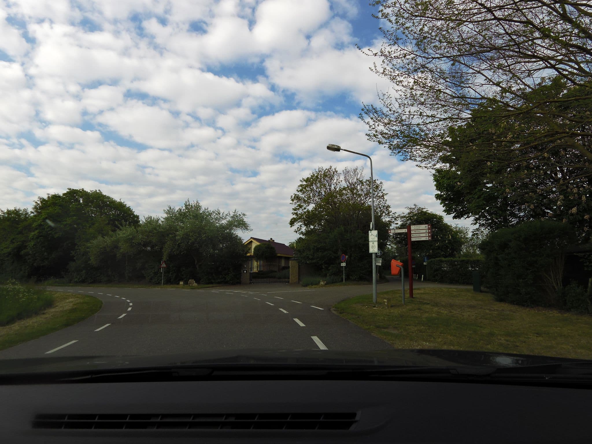 Street view near Camping 't Westen, Ouddorp — © sander_h (CC BY-SA · Mapillary)